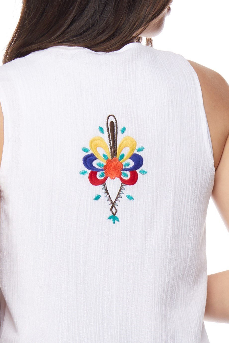 Beyaz Nakışlı Yelek