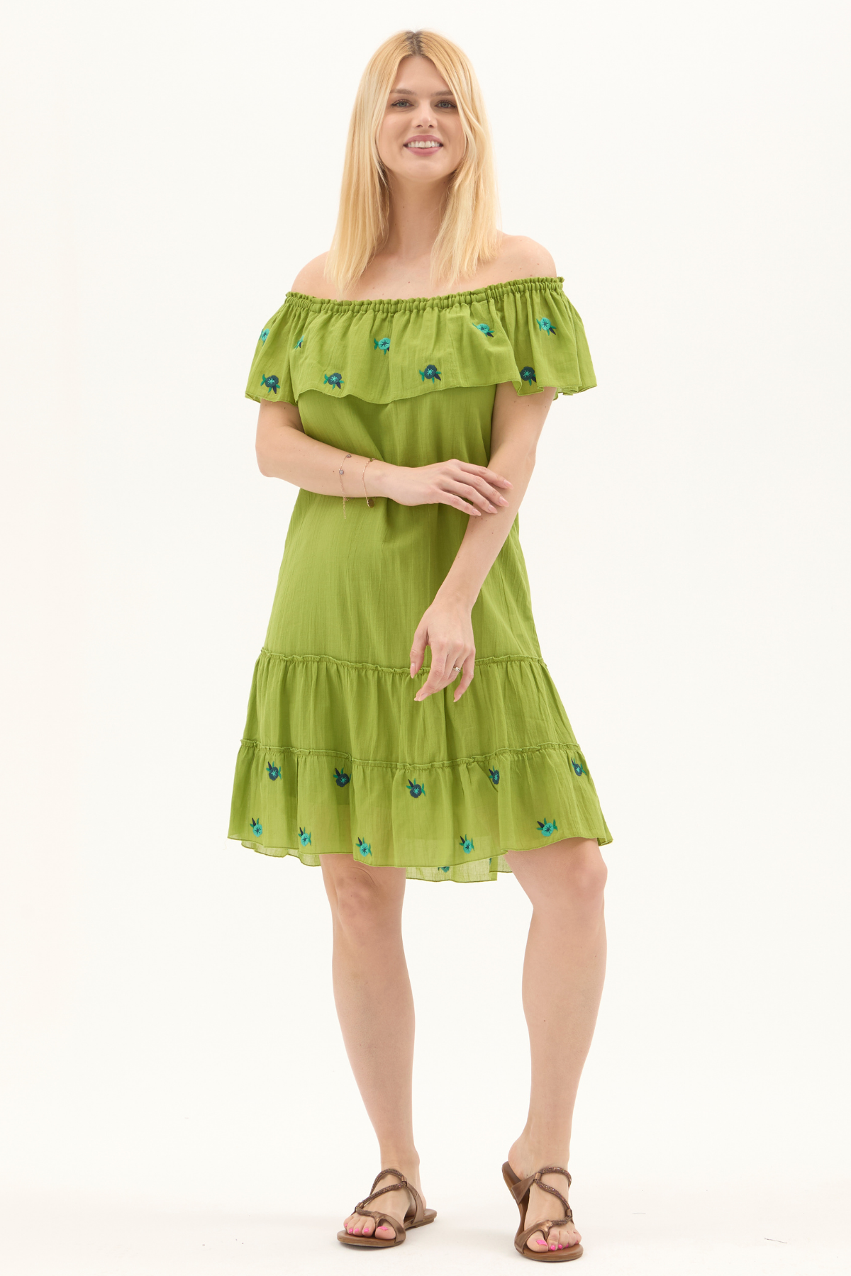 Fıstık Yeşili Kısa Kol Vual Nakışlı Kısa Yazlık Elbise