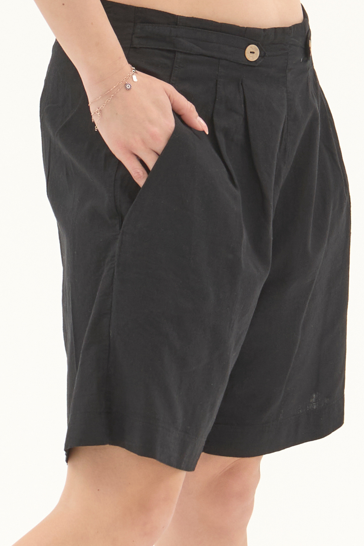 Keten Düğmeli Siyah Yazlık Şort