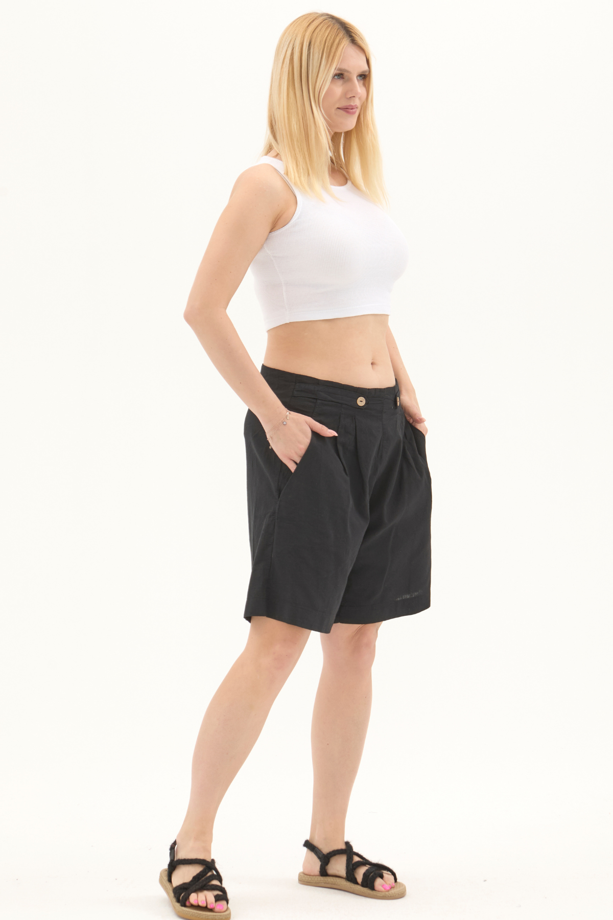 Keten Düğmeli Siyah Yazlık Şort