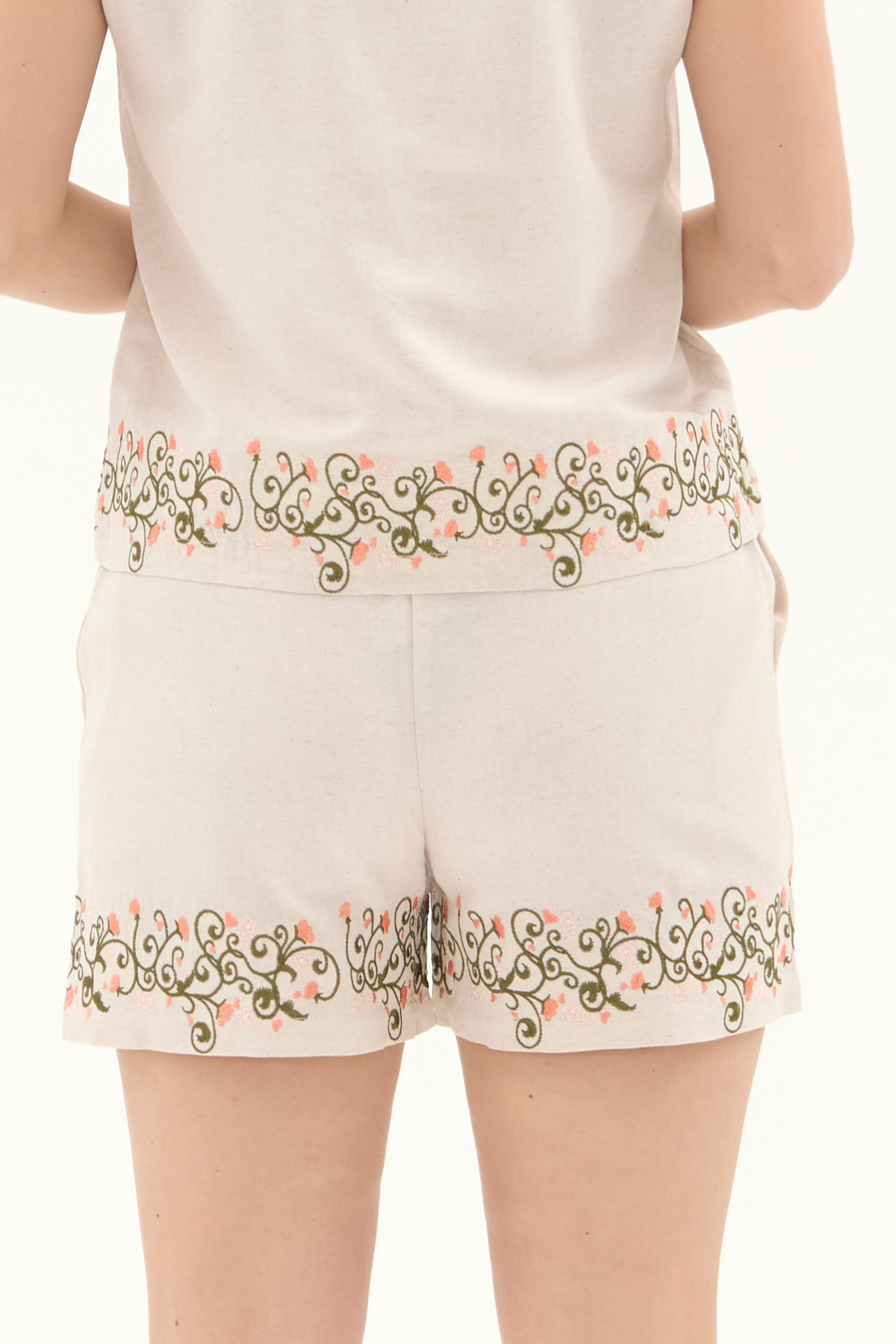 Krem Nakışlı Keten Yazlık Kısa Kadın Şort
