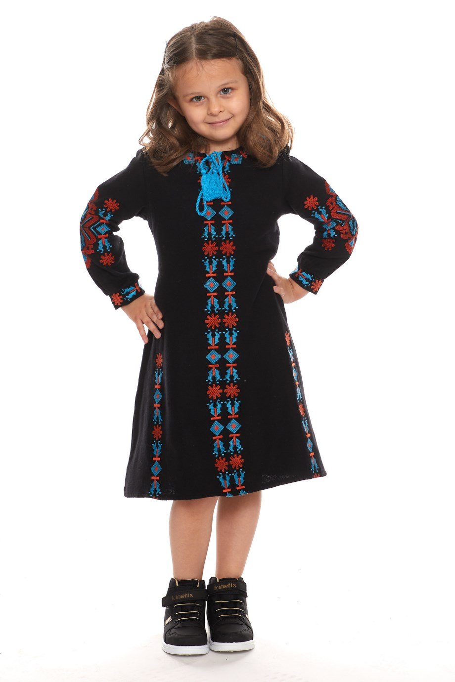 Newbutix Siyah Uzun Kol Pazen Nakışlı  Çocuk Elbise