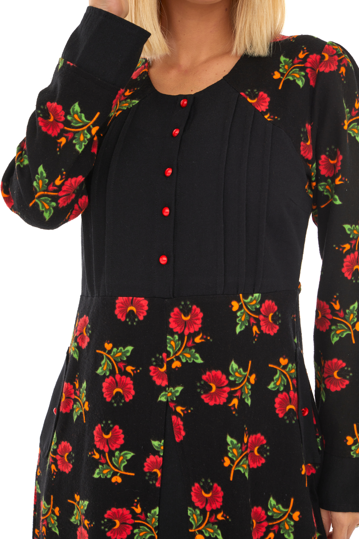 Pazen Siyah Çiçekli Sonbahar ve Kışlık Elbise