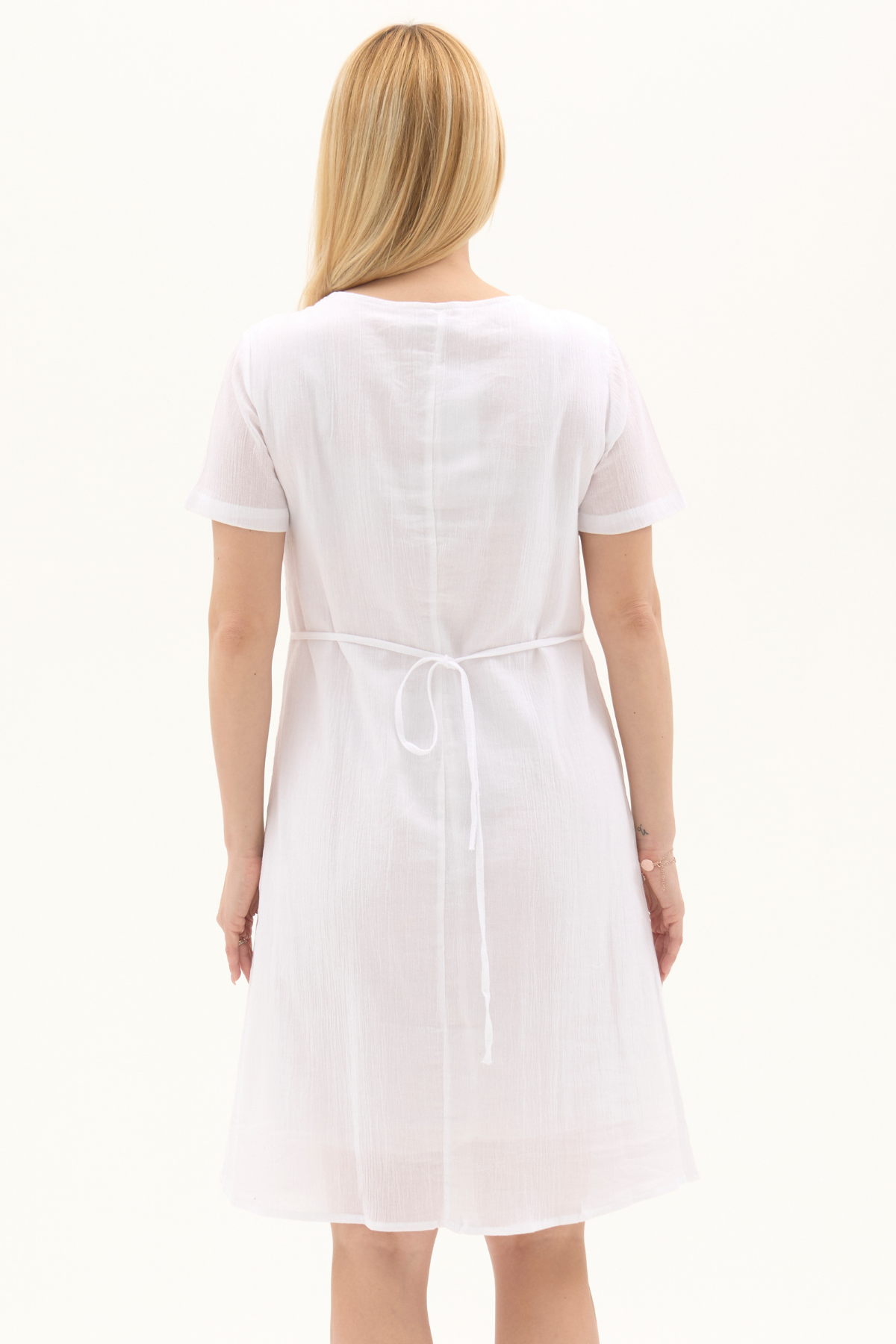 Şile Bezi Beyaz Kısa Kol Nakışlı Yaka Yazlık Elbise