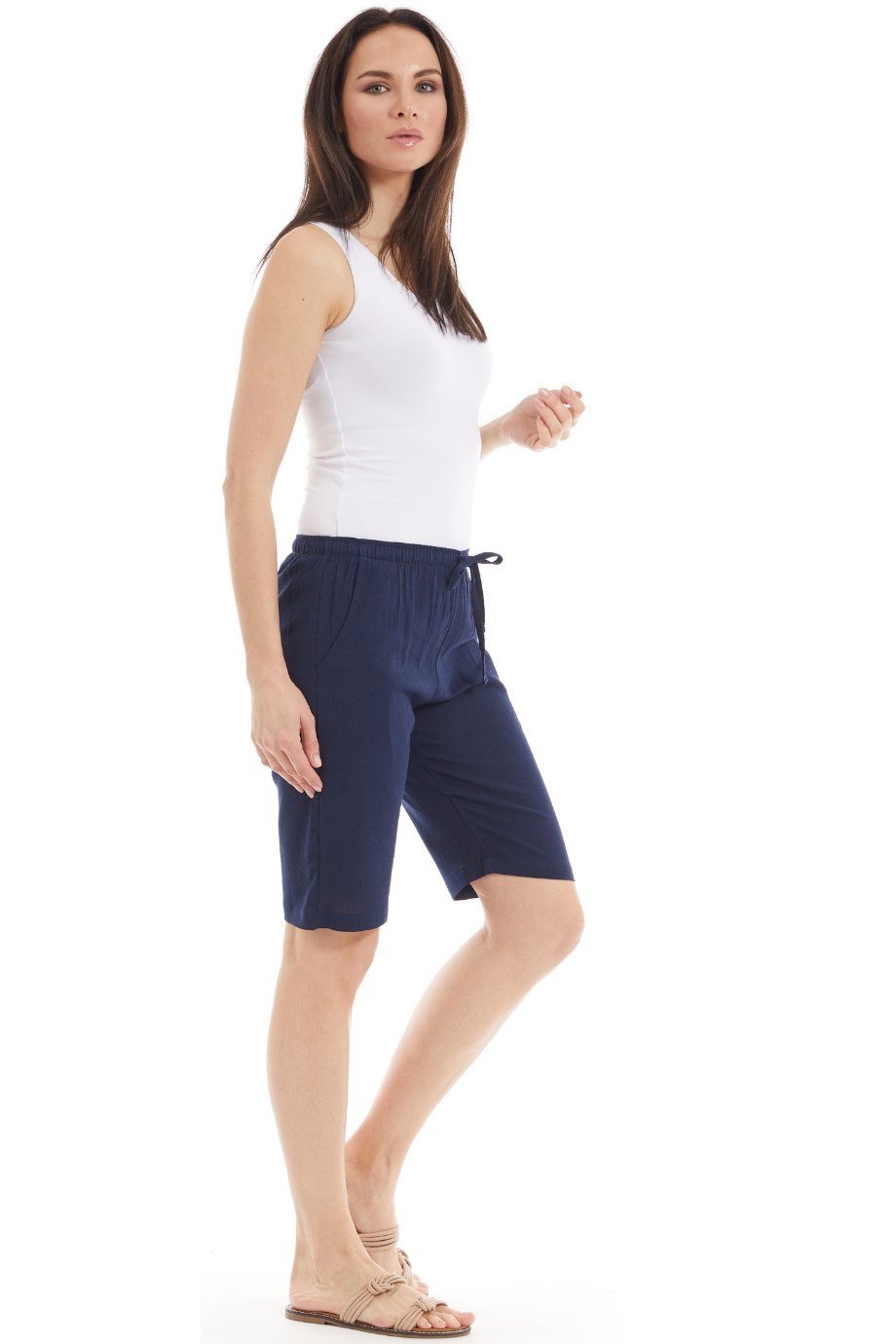 Şile Bezi Kadın Lacivert Cepli Şort