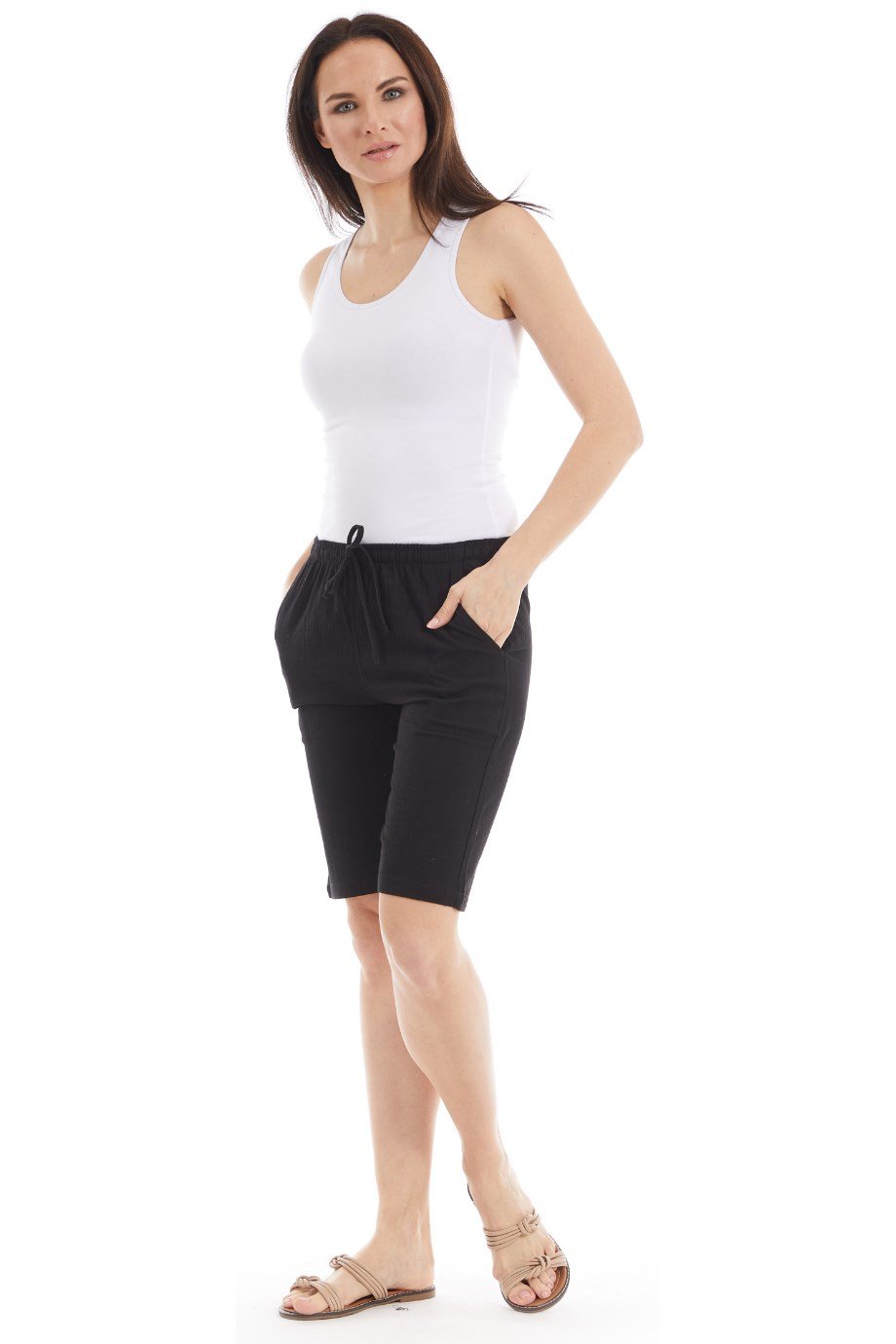Şile Bezi Kadın Siyah Şort