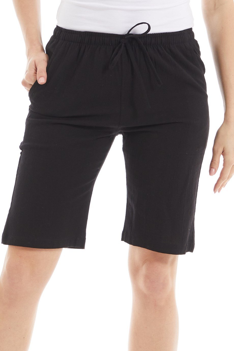 Şile Bezi Kadın Siyah Şort