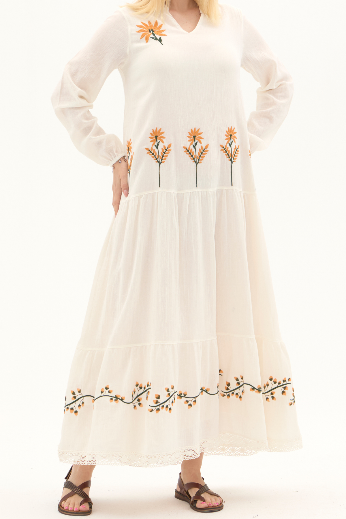 Şile Bezi Krem Uzun Kol Nakışlı Uzun Yazlık Elbise