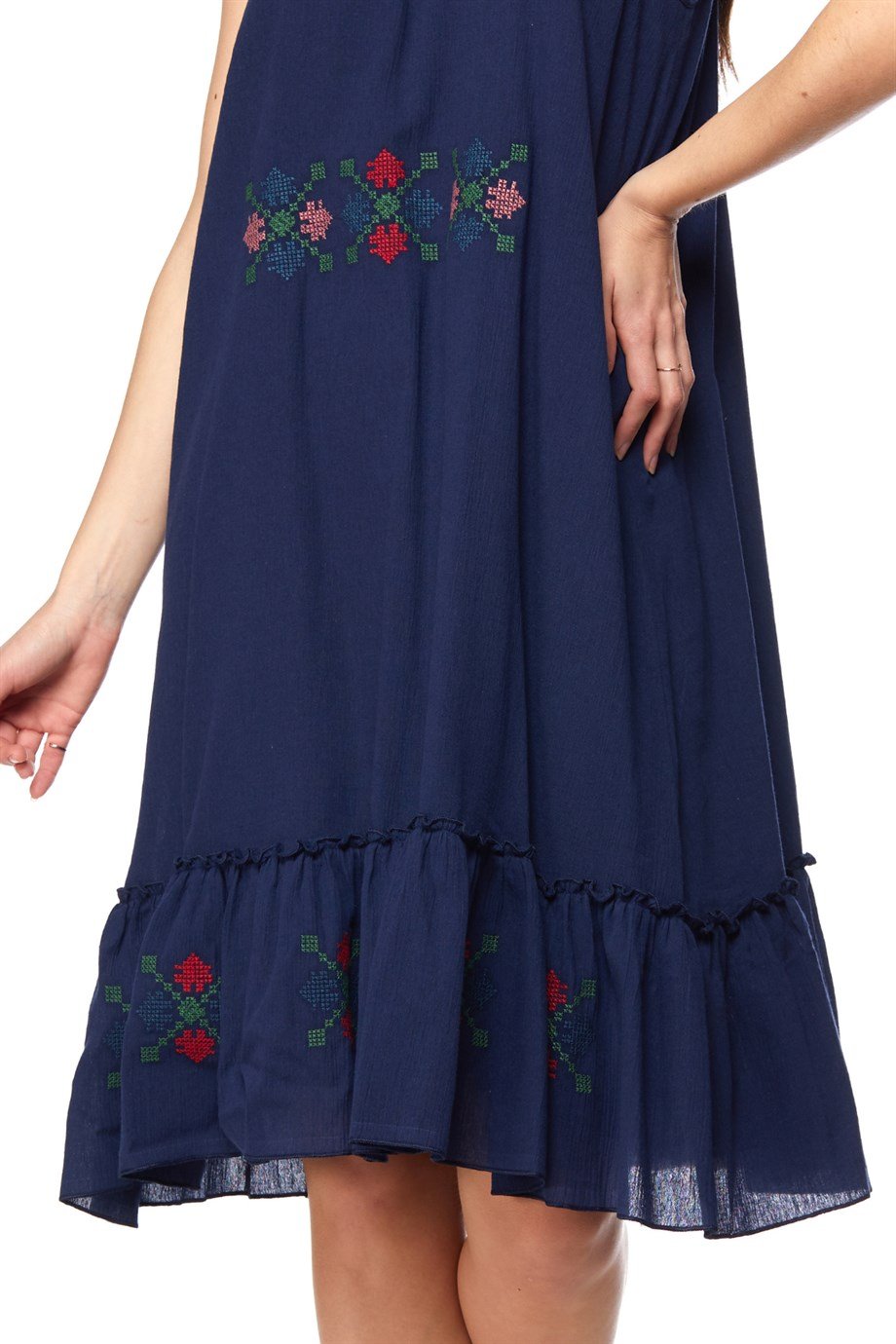Şile Bezi Lacivert Askılı Otantik Nakışlı Elbise