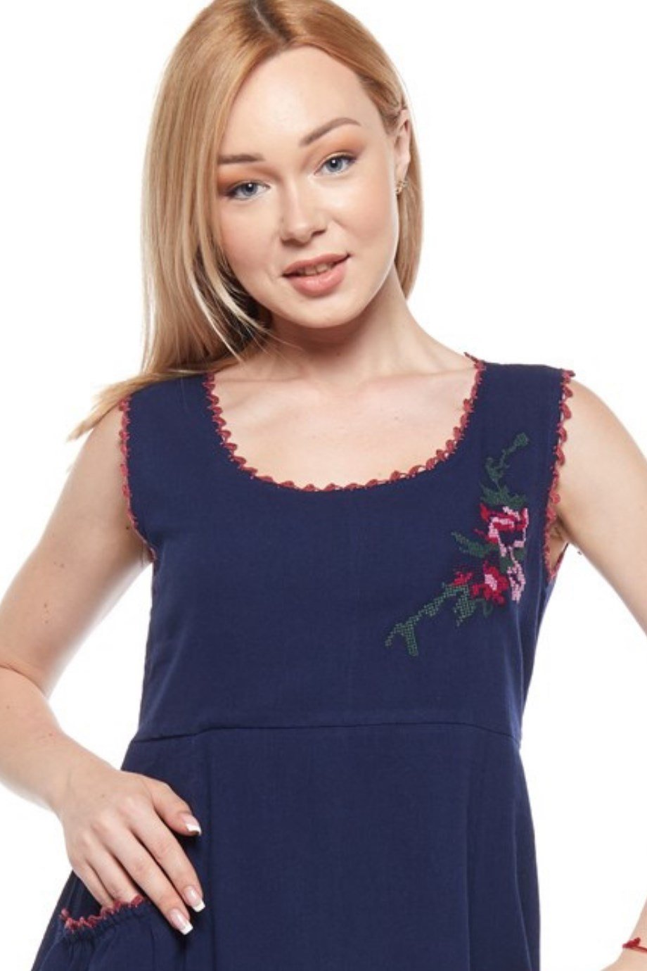 Şile Bezi Lacivert Kolsuz Nakışlı Elbise