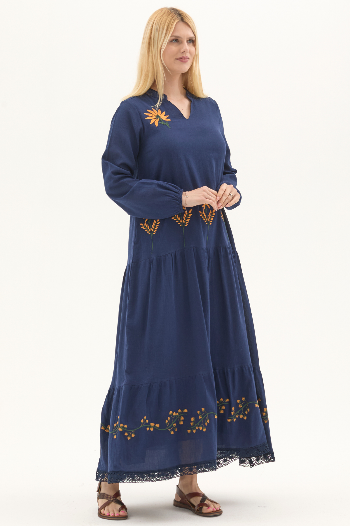Şile Bezi Lacivert Uzun Kol Nakışlı Uzun Yazlık Elbise