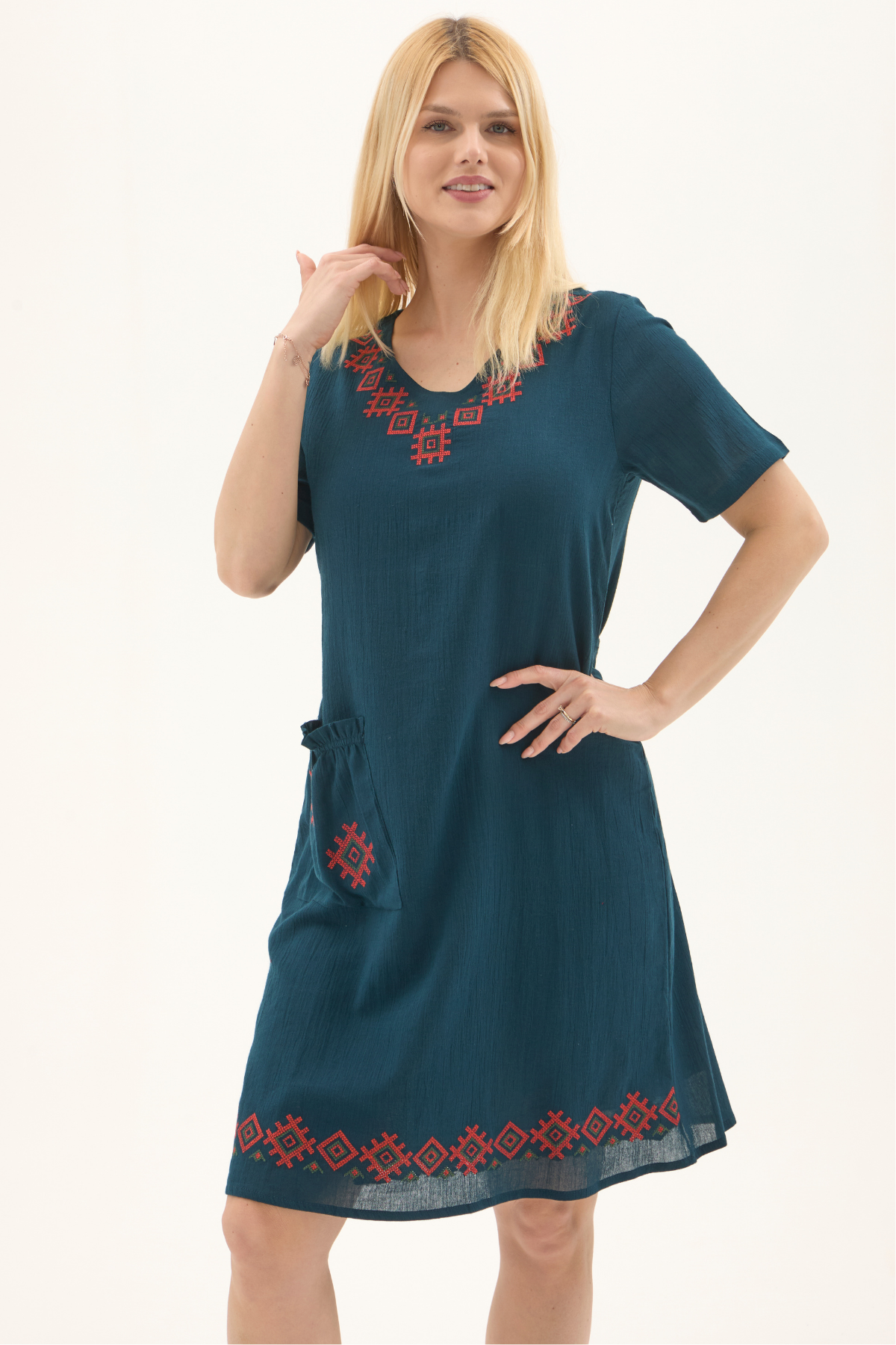 Şile Bezi Petrol Kısa Kol Kruvaze Yaka Nakışlı Yazlık Midi Elbise