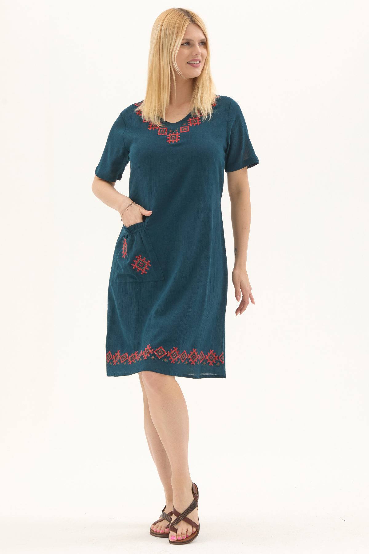 Şile Bezi Petrol Kısa Kol Kruvaze Yaka Nakışlı Yazlık Midi Elbise