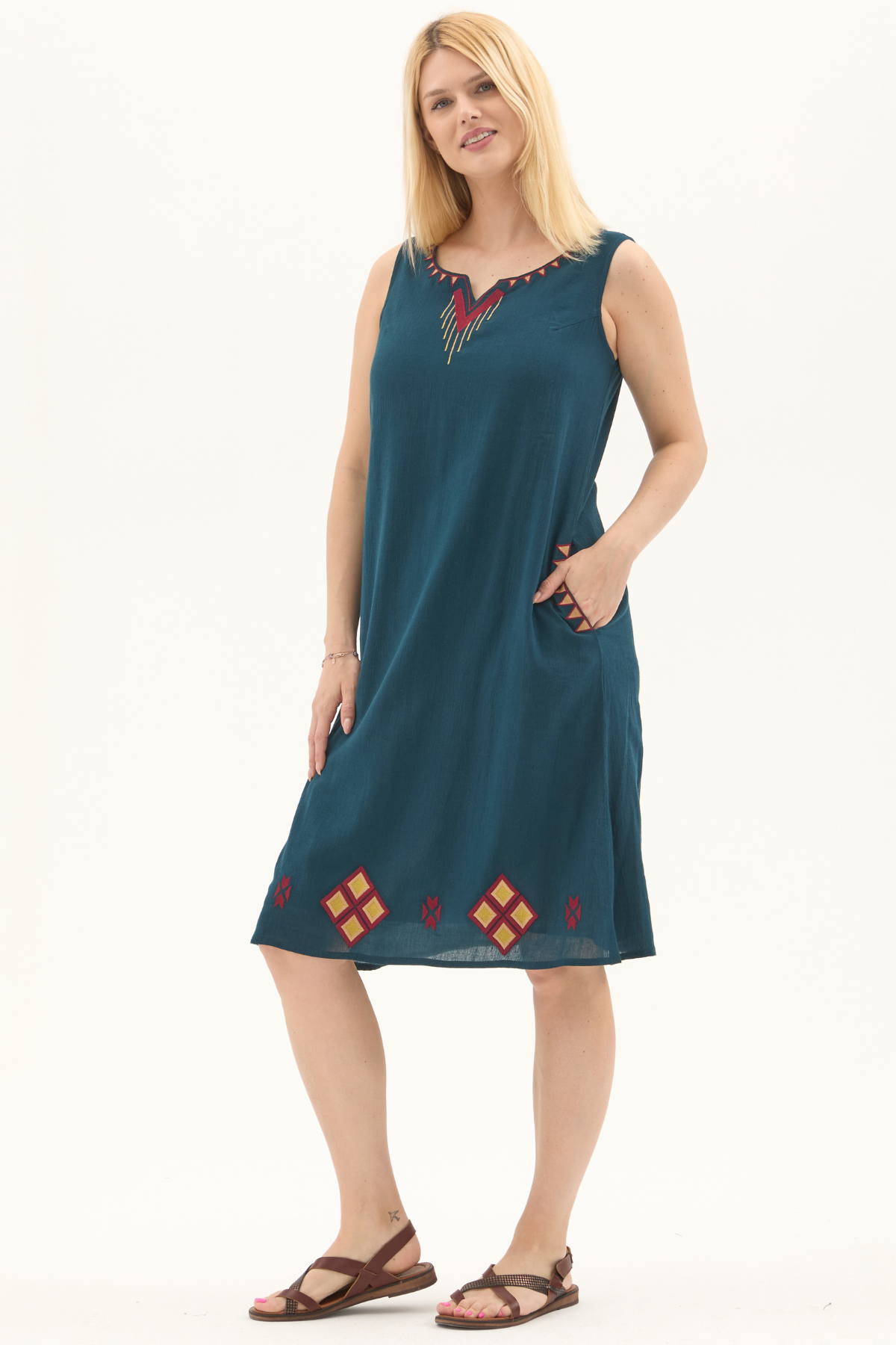 Şile Bezi Petrol Kolsuz Nakışlı Otantik Yazlık Elbise