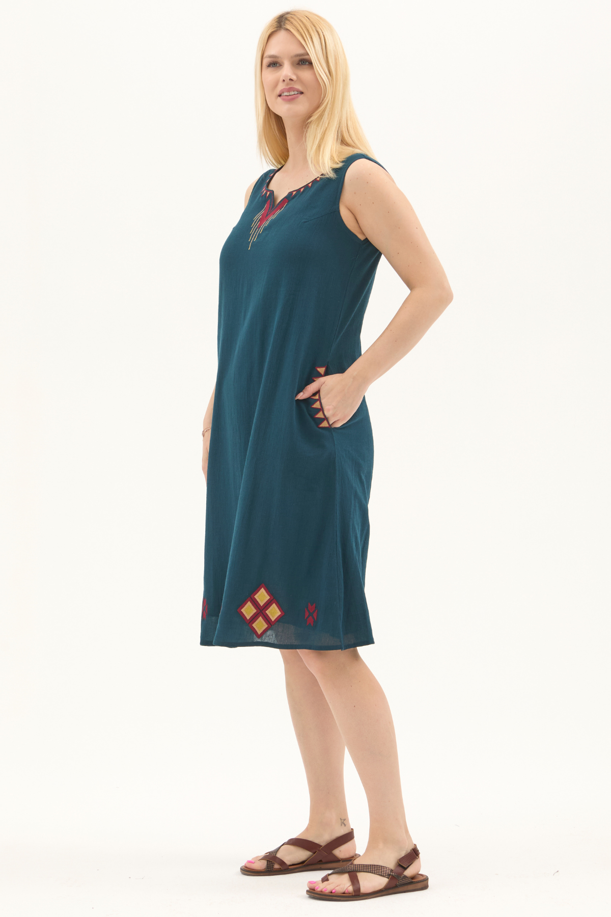 Şile Bezi Petrol Kolsuz Nakışlı Otantik Yazlık Elbise