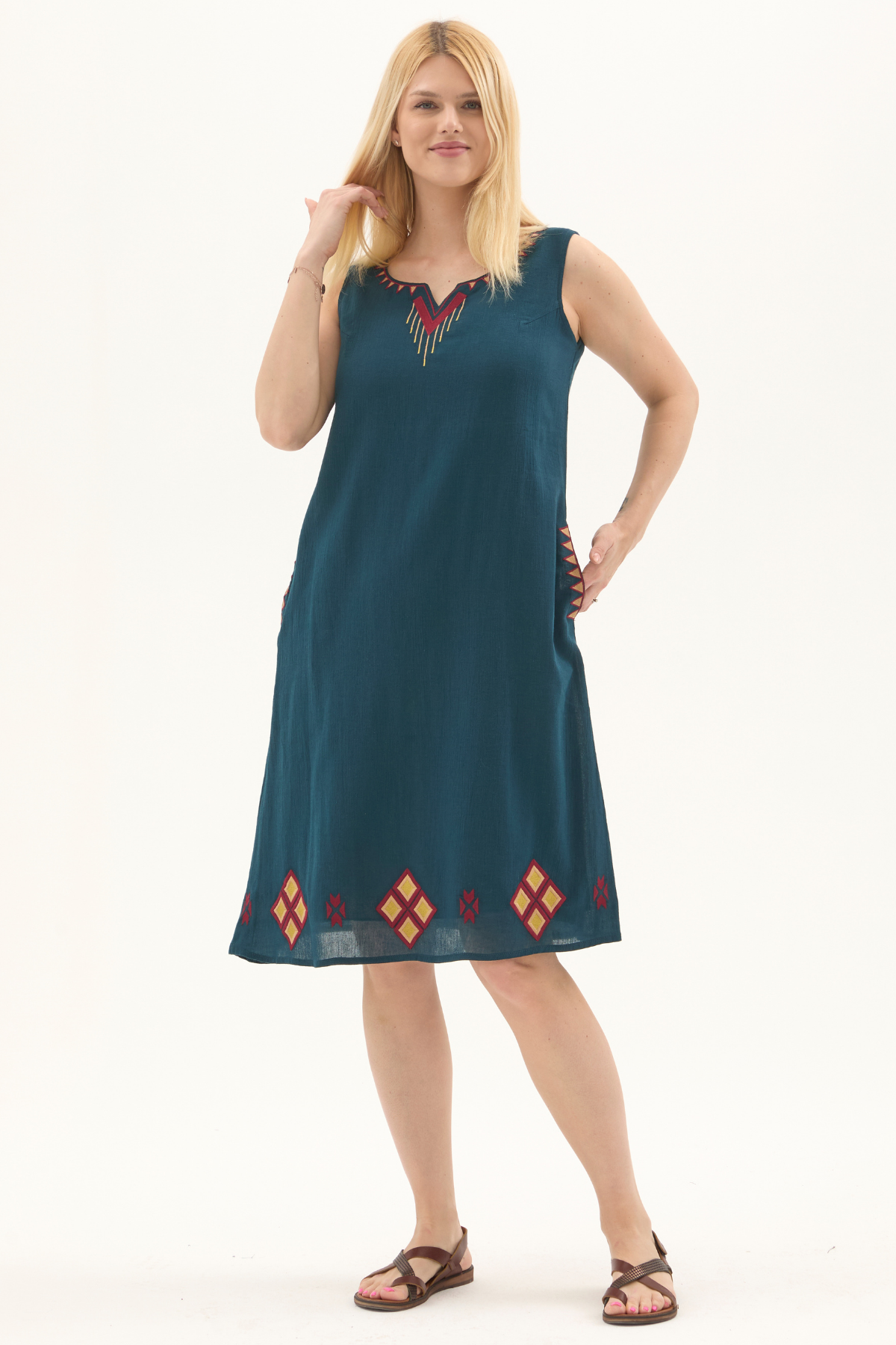 Şile Bezi Petrol Kolsuz Nakışlı Otantik Yazlık Elbise