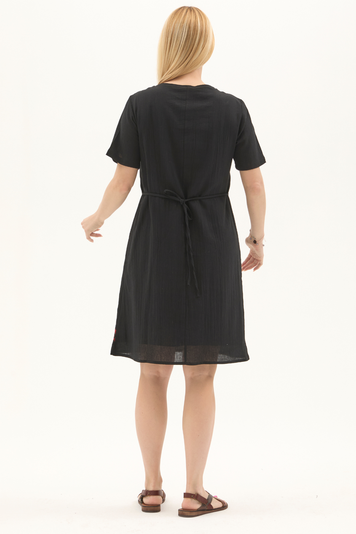 Şile Bezi Siyah Kısa Kol Kruvaze Yaka Nakışlı Yazlık Midi Elbise