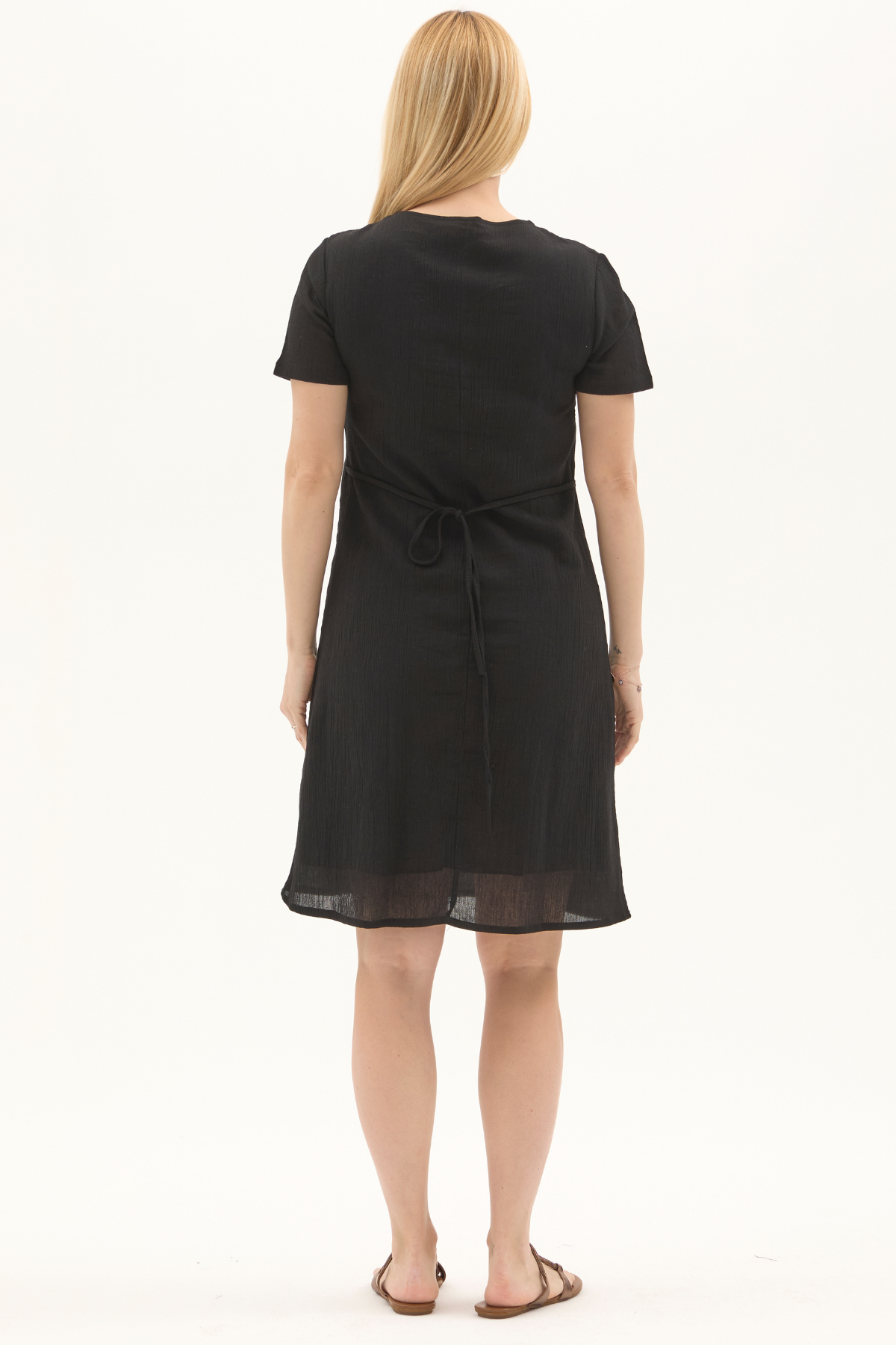 Şile Bezi Siyah Kısa Kol Nakışlı Yaka Yazlık Elbise