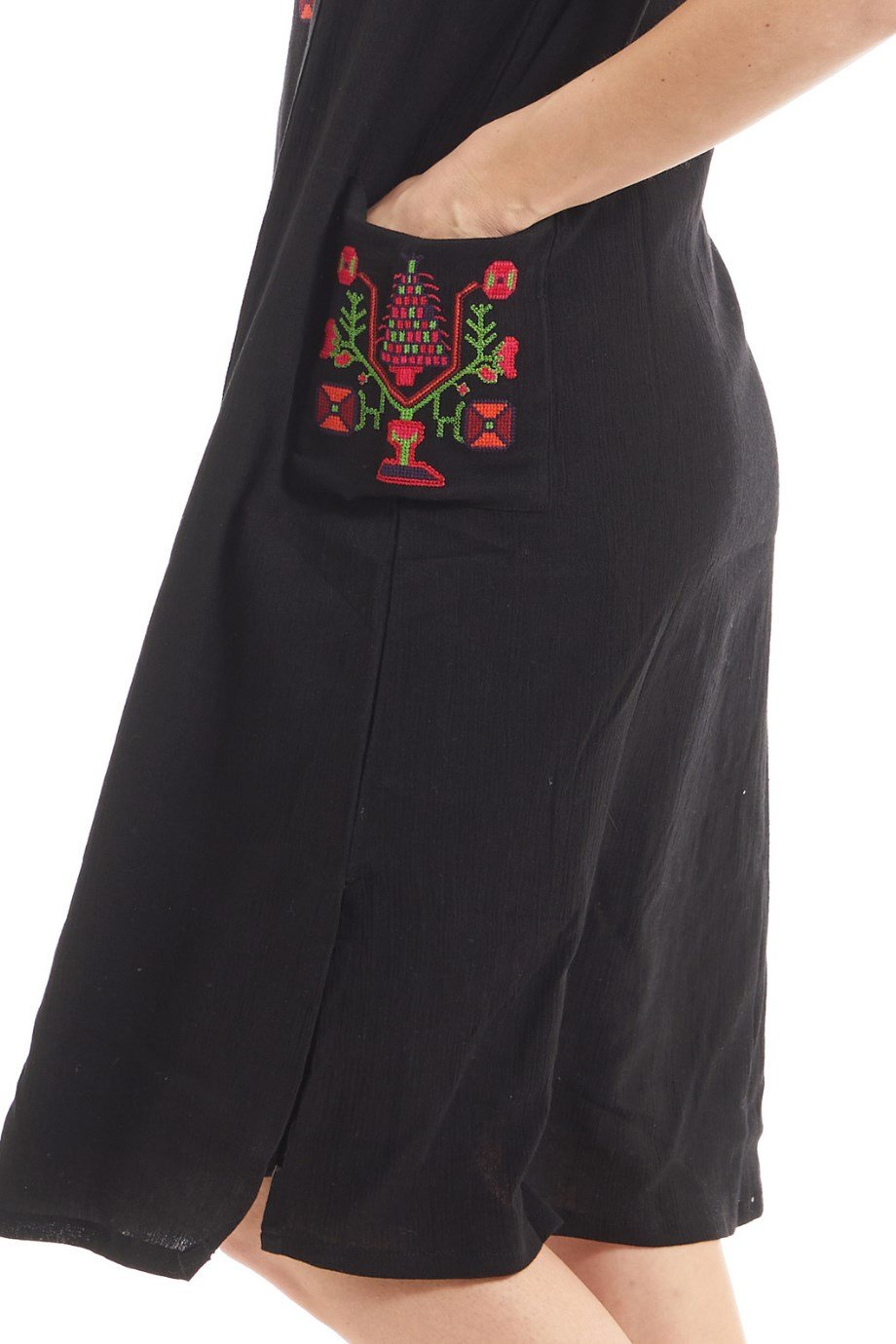 Şile Bezi Siyah Nakışlı Cepli Elbise