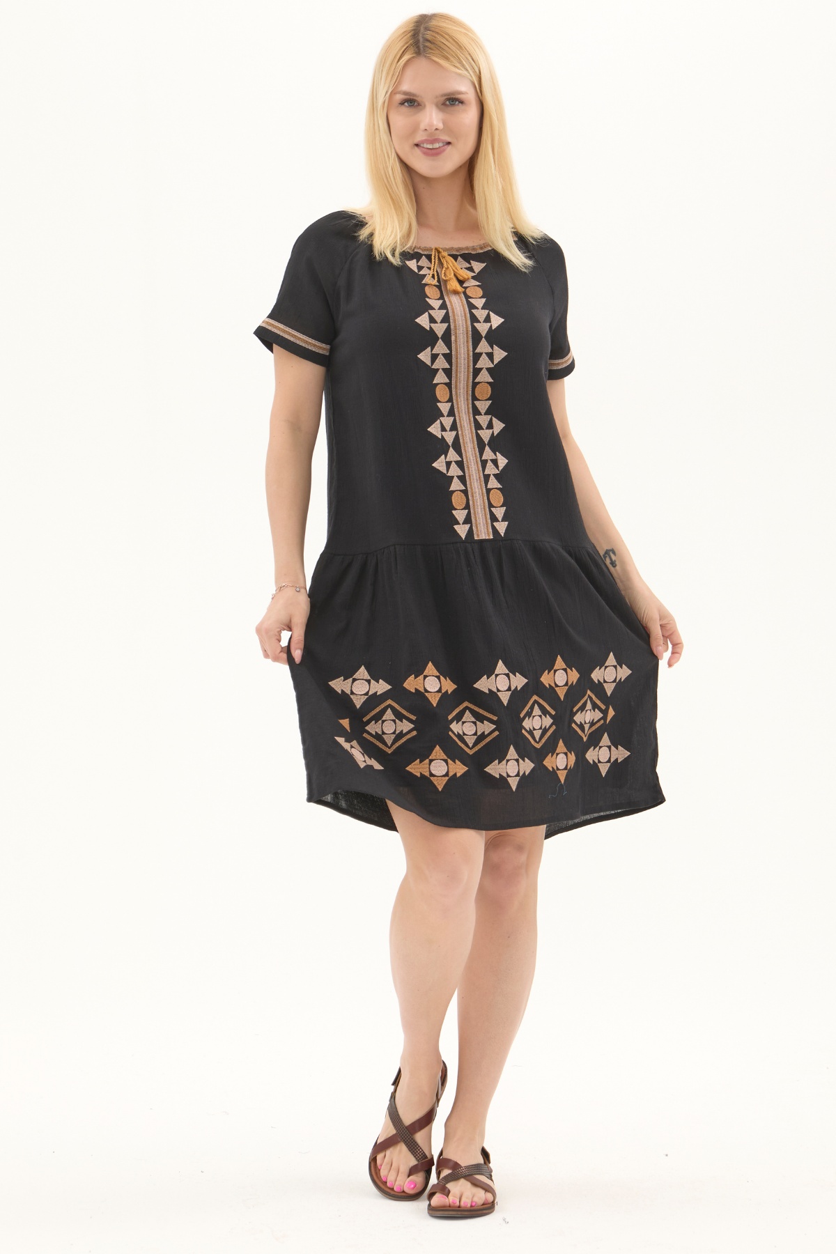 Şile Bezi Siyah Otantik Nakışlı Midi Elbise