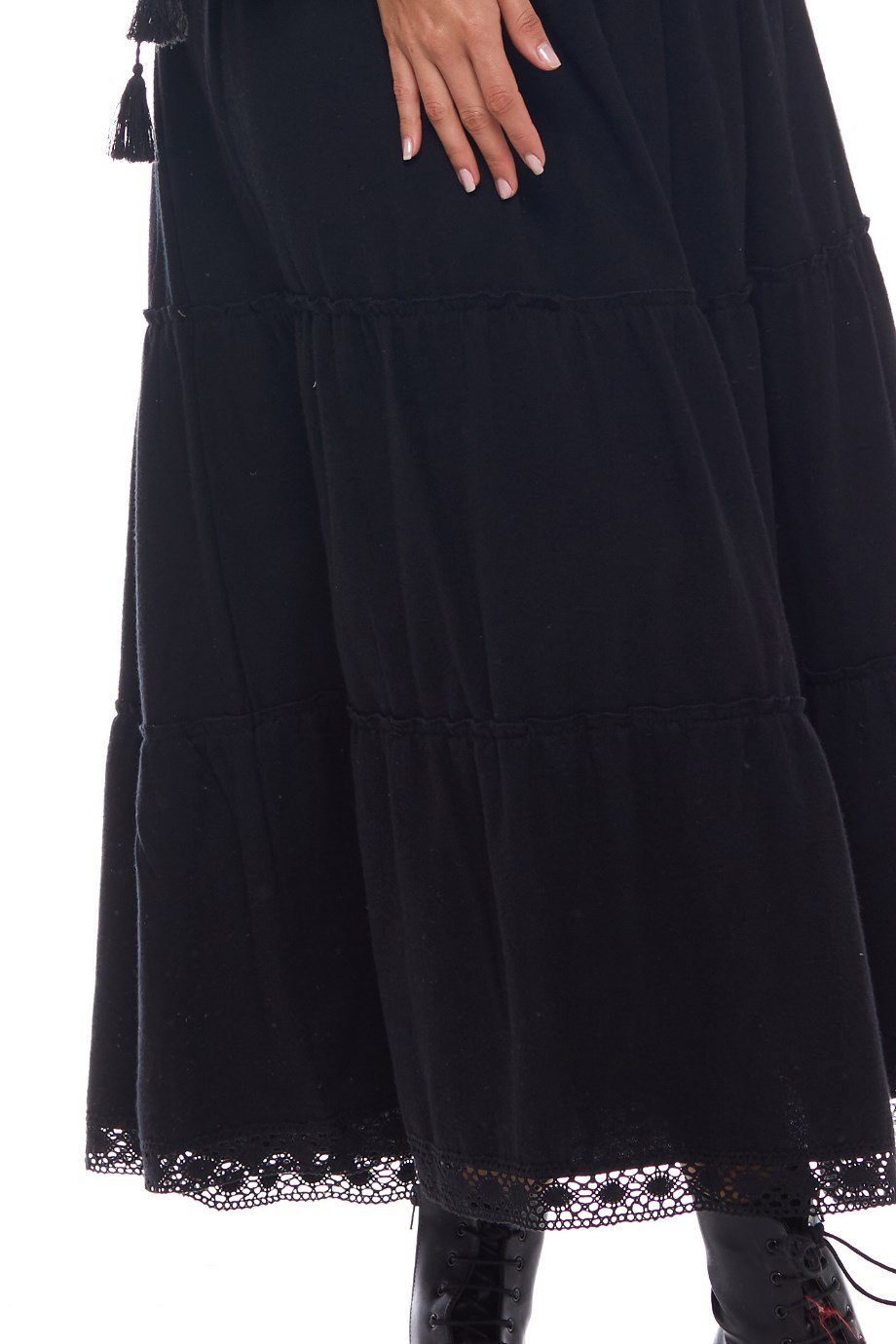 Siyah Dantelli Düz Desen Uzun Elbise