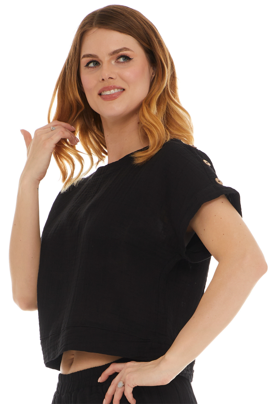 Siyah Kısa Kol Müslin Bluz