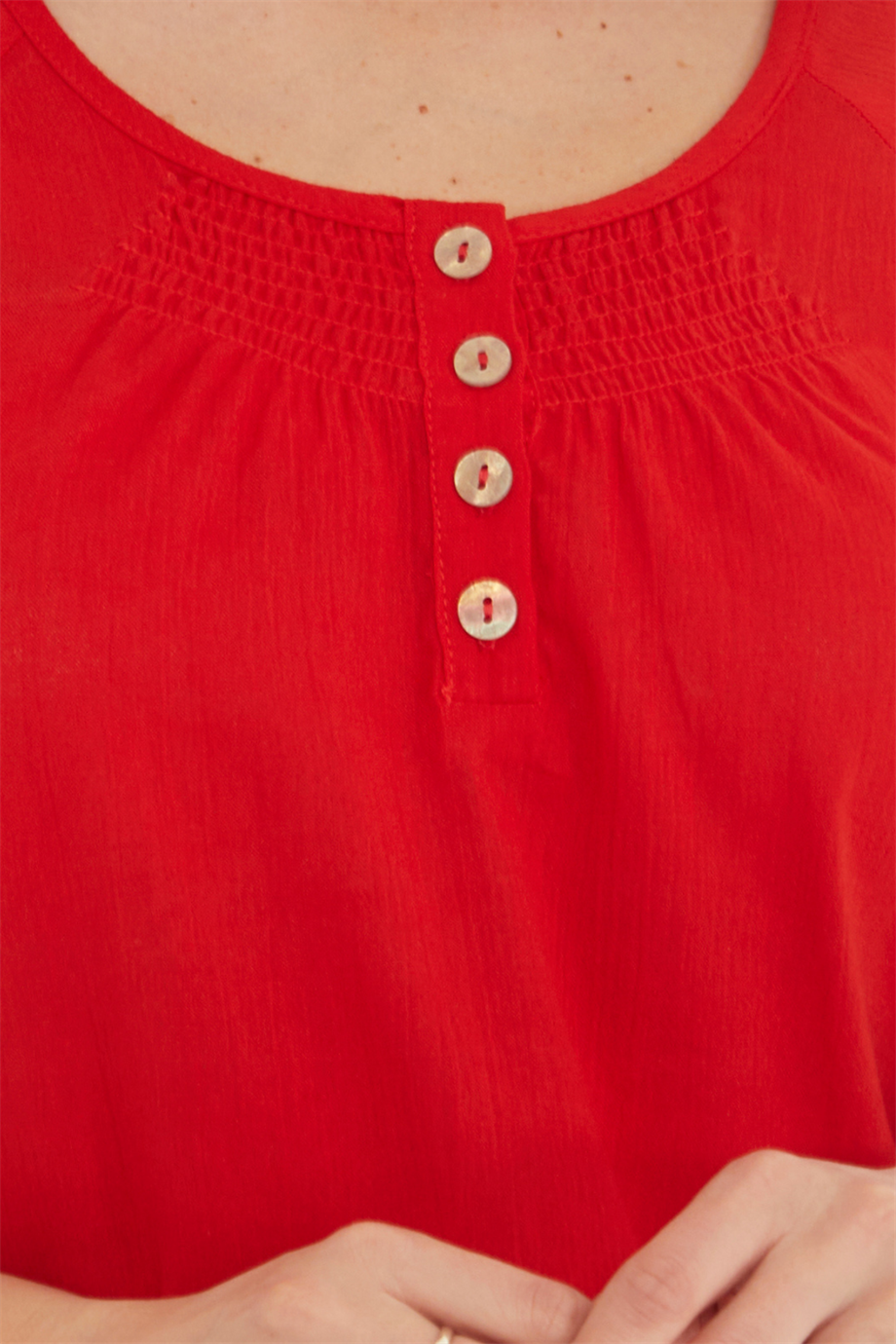 Truvakar Kol Kırmızı Şile Bezi Bluz