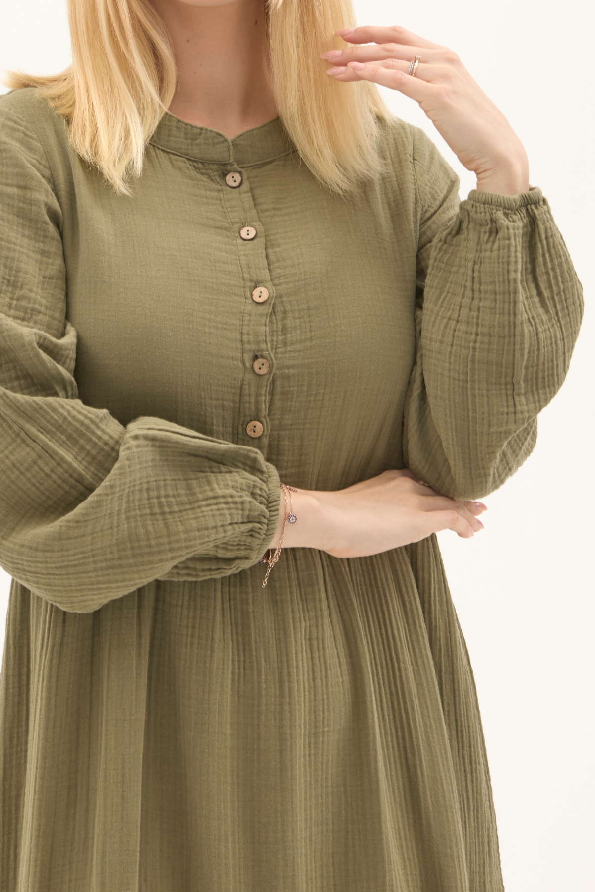 Uzun Kol Haki Düğmeli Yazlık Uzun Müslin Elbise 