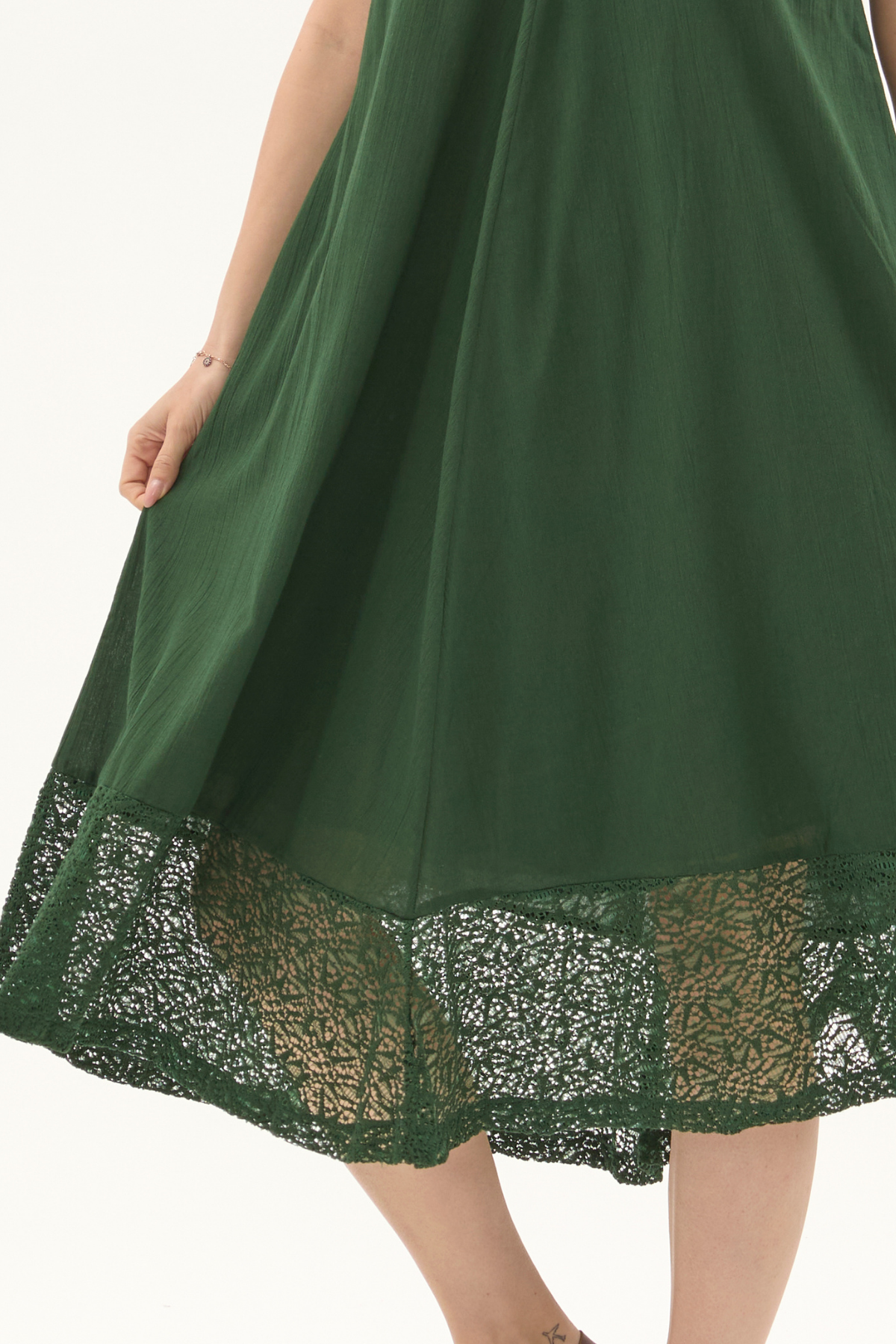 Yeşil Şile Bezi Kolsuz Midi Boy Yazlık Elbise