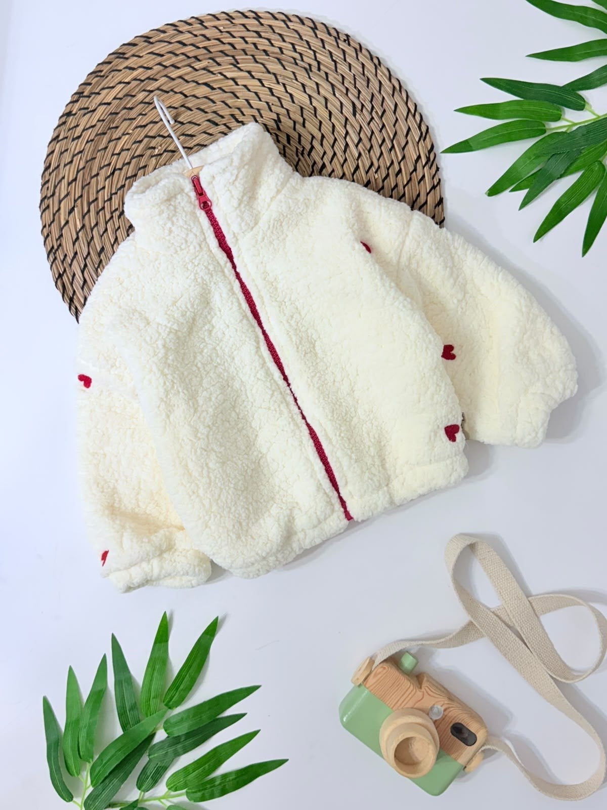 Aria Love Kiraz İşlemeli Peluş Ceket 