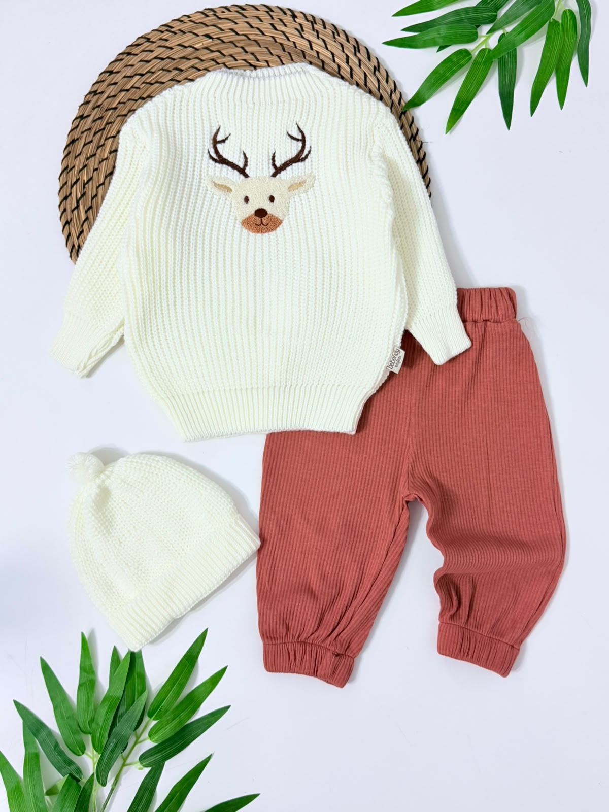 Deer Triko Pantolon & Şapka Takım