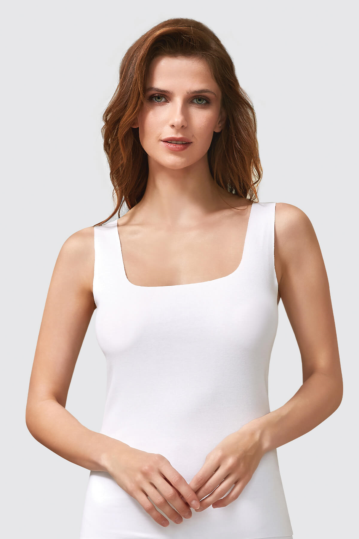 Berrak Kadın Pamuklu Lazer Kesim Beyaz Atlet 7033