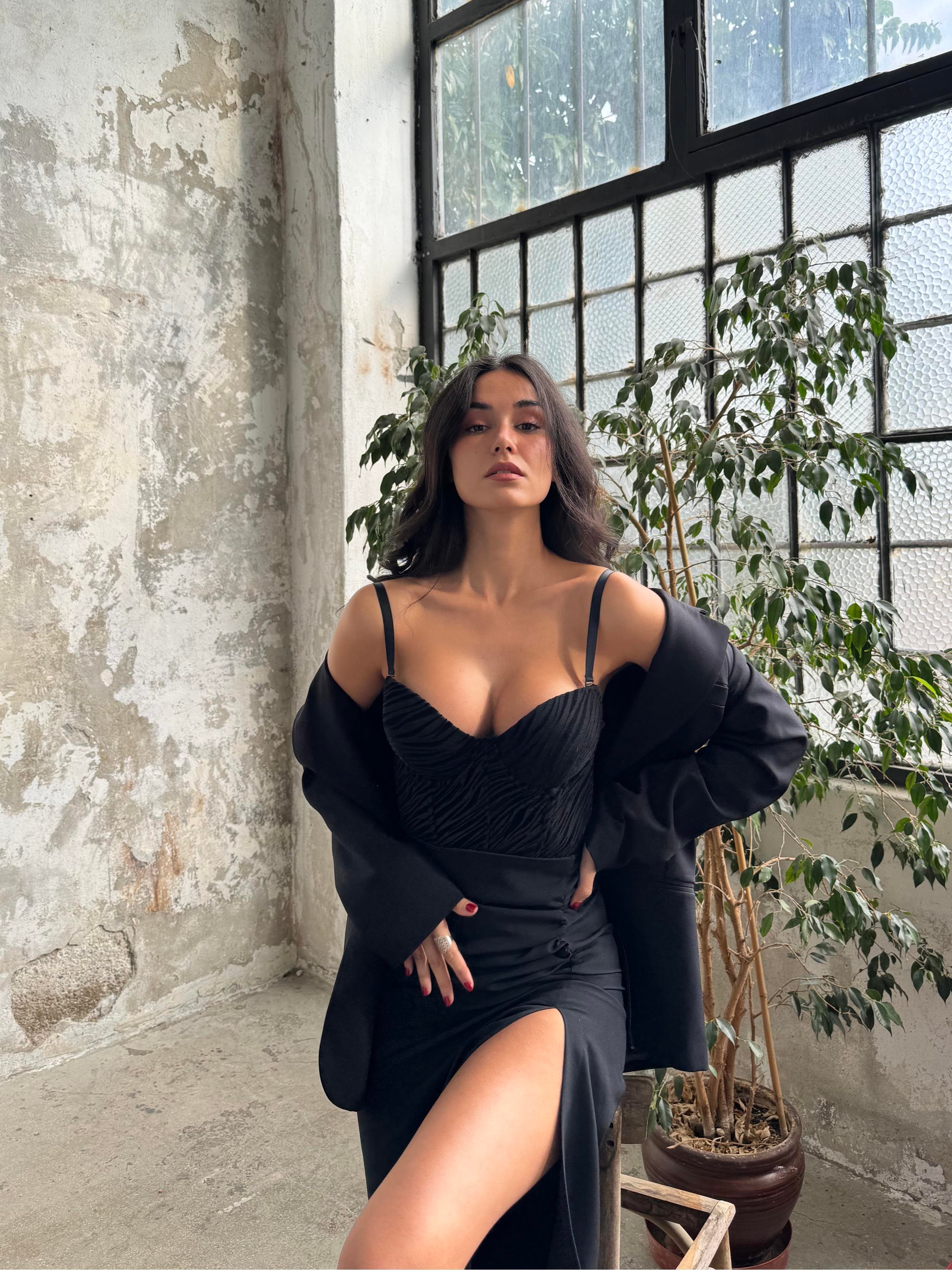 Cansoy Hera Bustiyer Takım