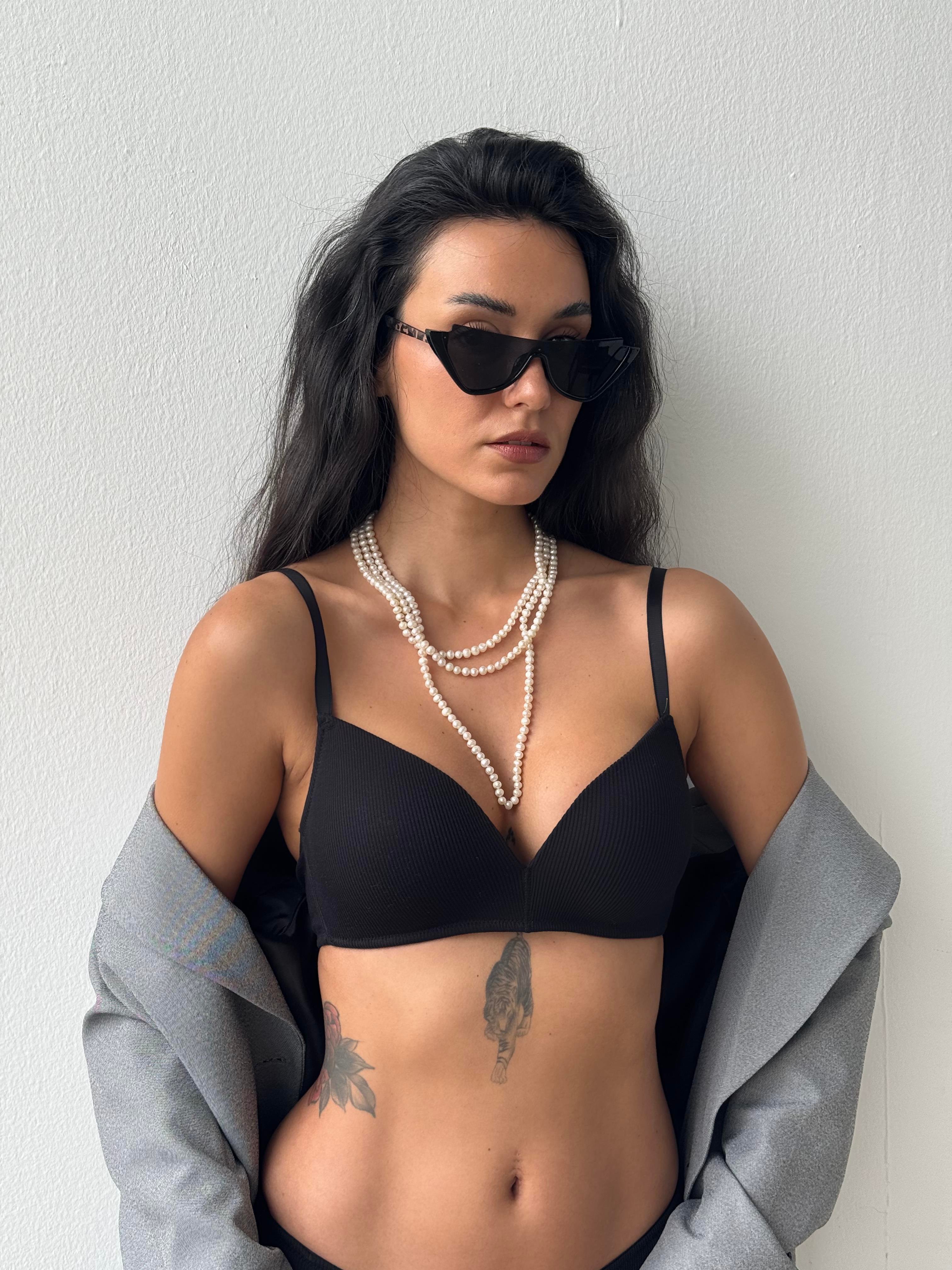 Çizgili Desteksiz Kapsız Balensiz  Siyah Sütyen Takımı (701T)