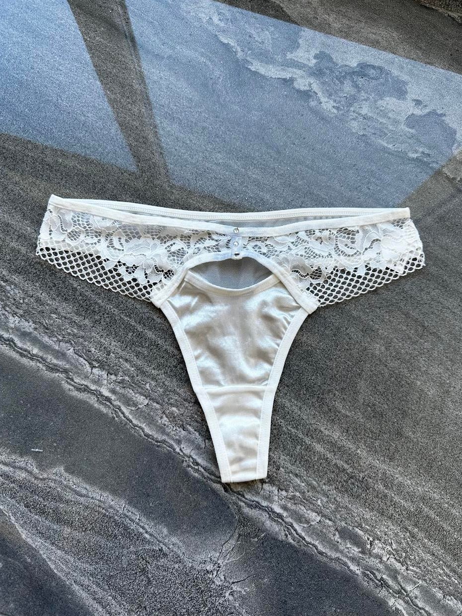 Dantelli Taşlı Tanga