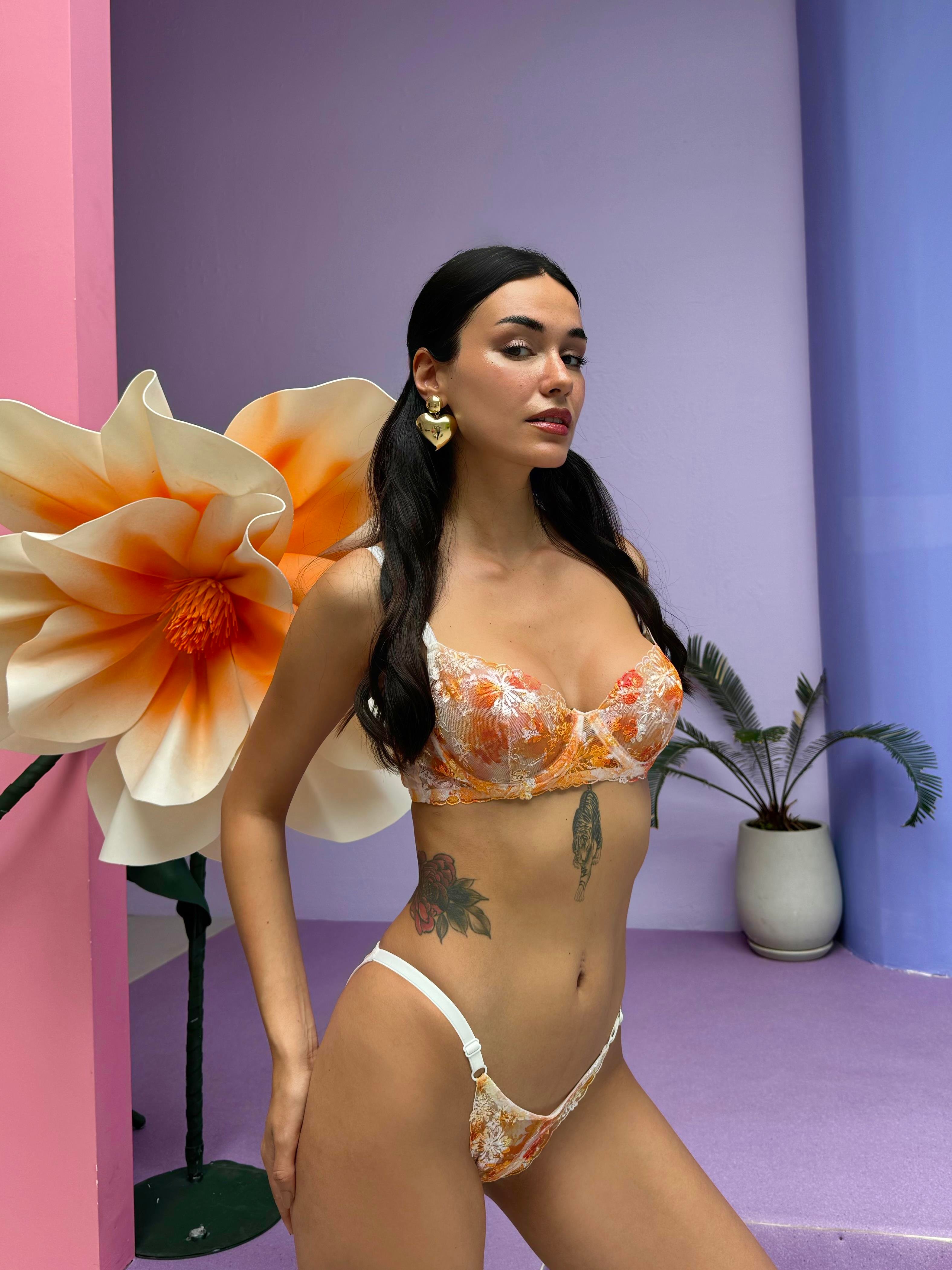 Kapsız Baskılı Turuncu Brode Takım (690T)