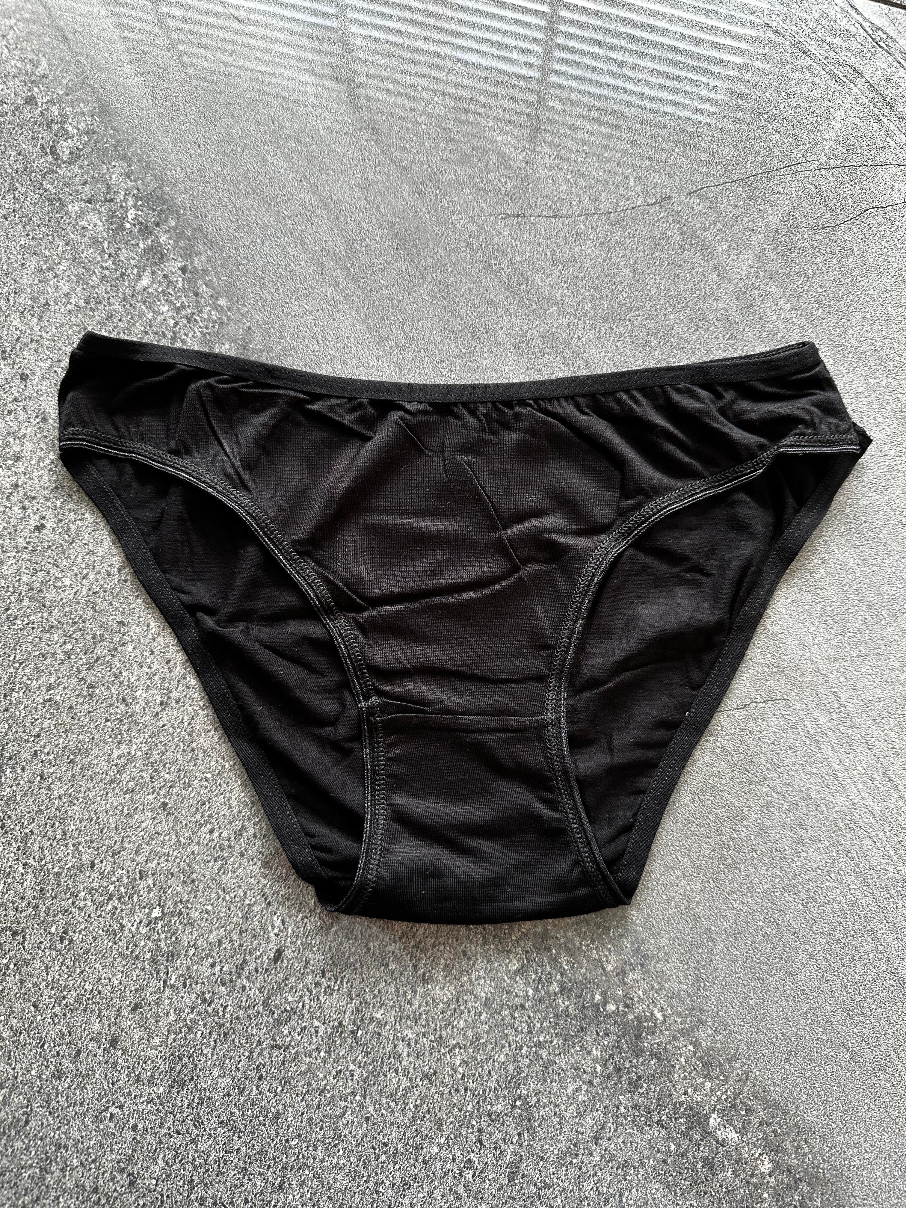 Nefes Alan Özel Dokulu Siyah Külot