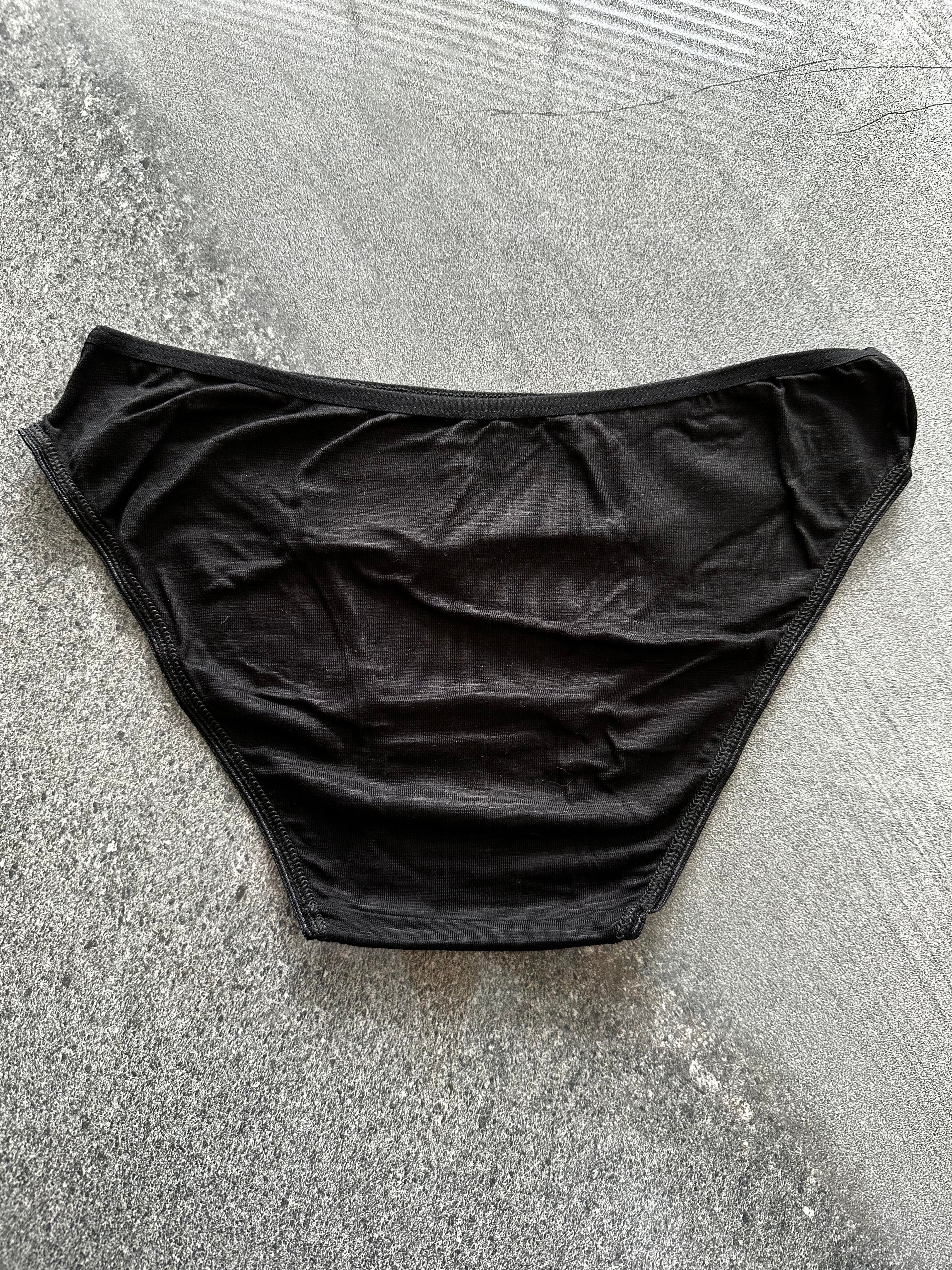 Nefes Alan Özel Dokulu Siyah Külot