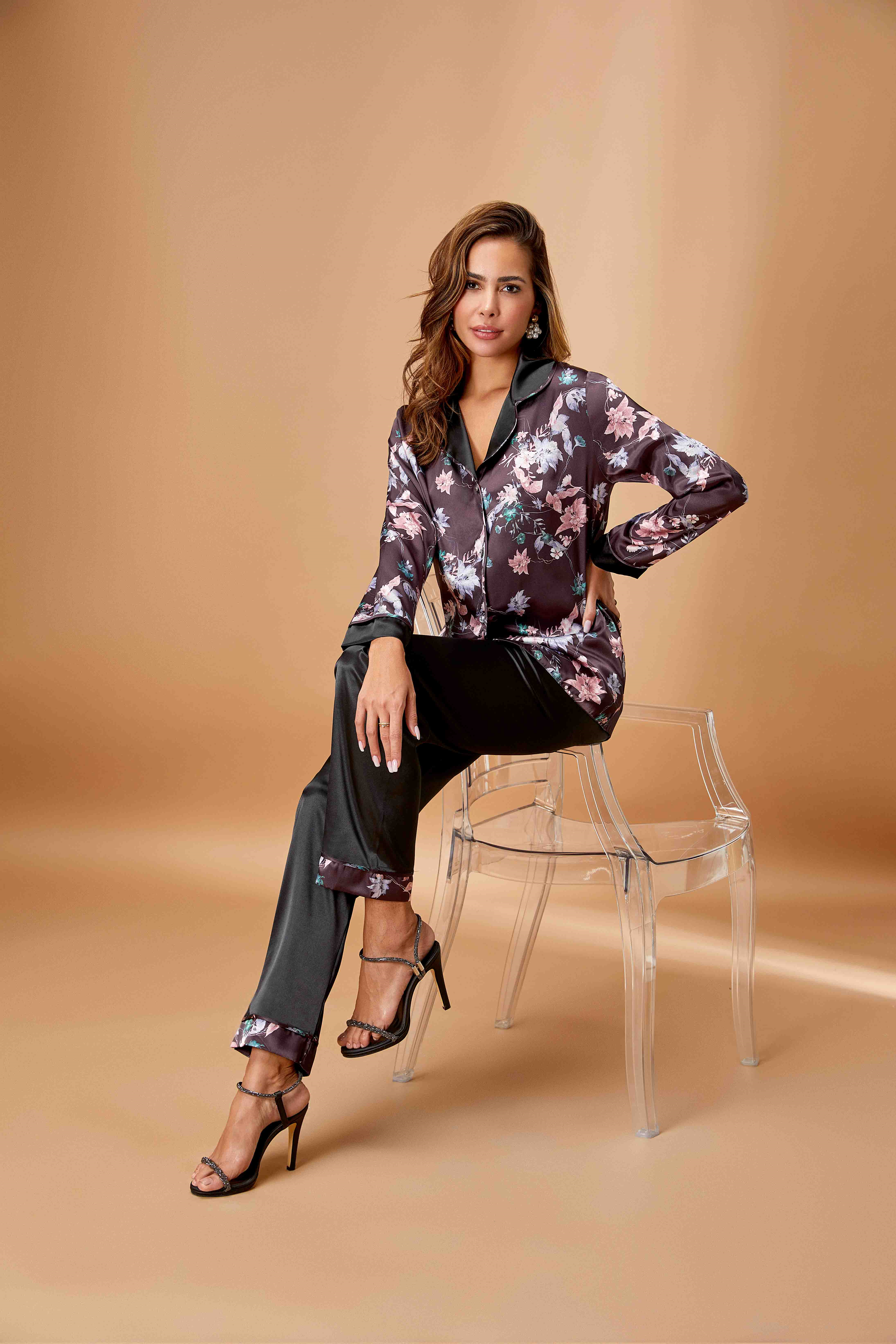 Nurteks Desenli Siyah Pijama Takımı