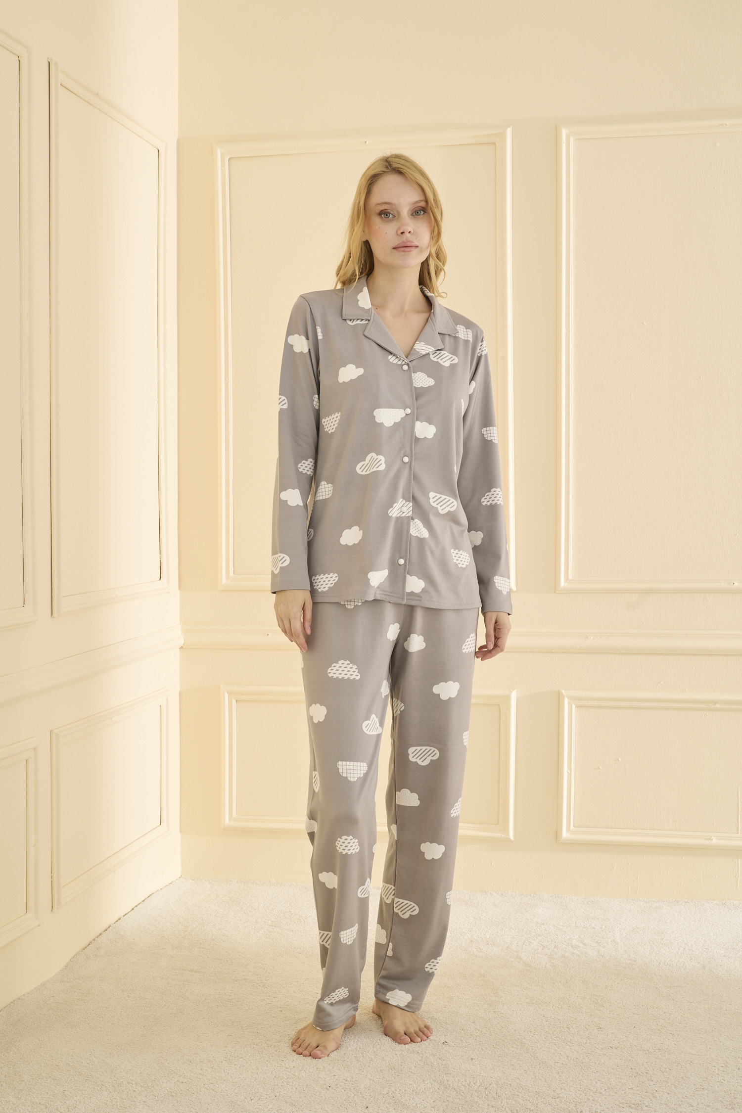 Önden Düğmeli Gri Pijama Takımı 19103