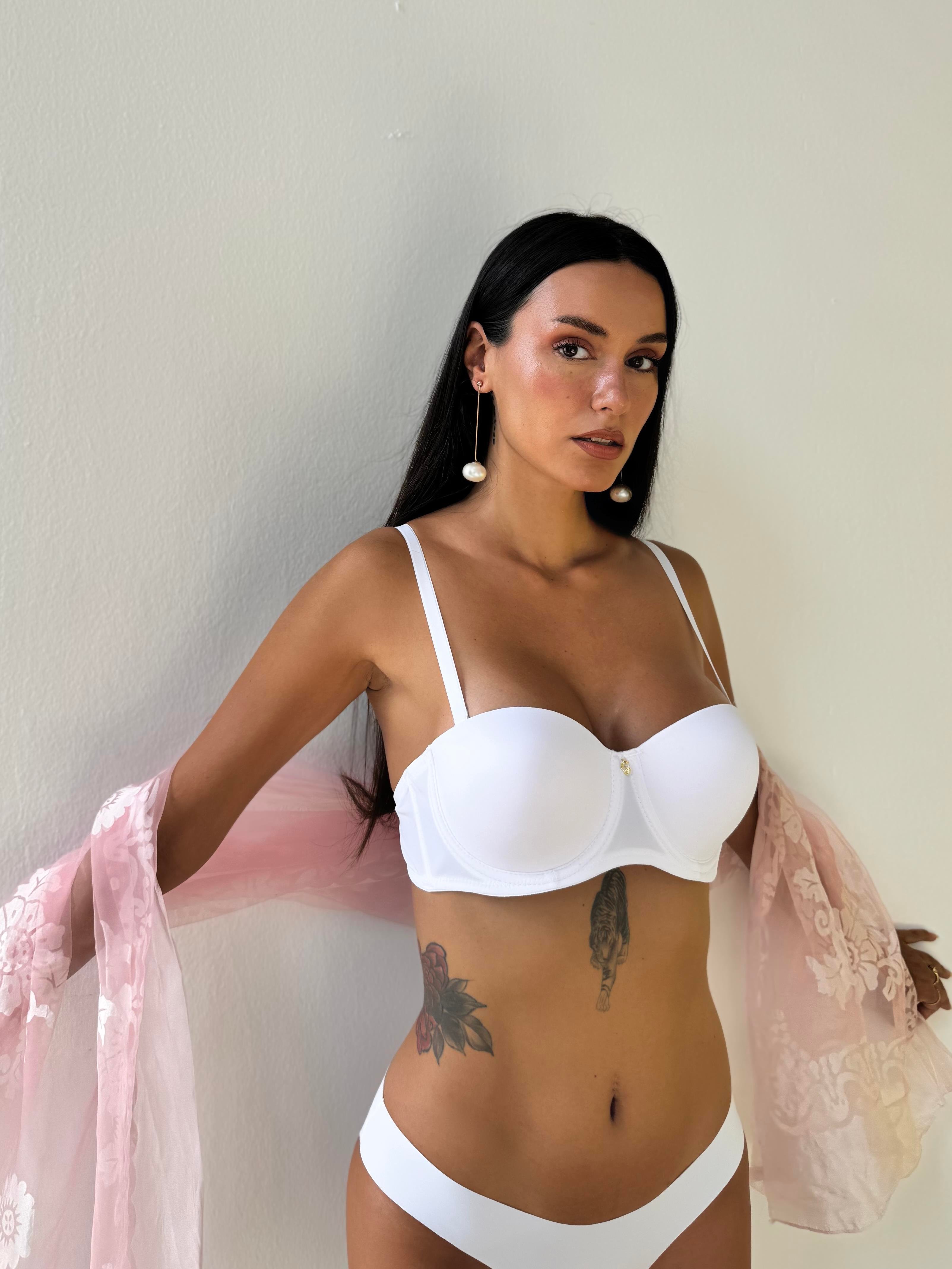 Slikonlu Straplez Destekli Beyaz Sütyen (728)