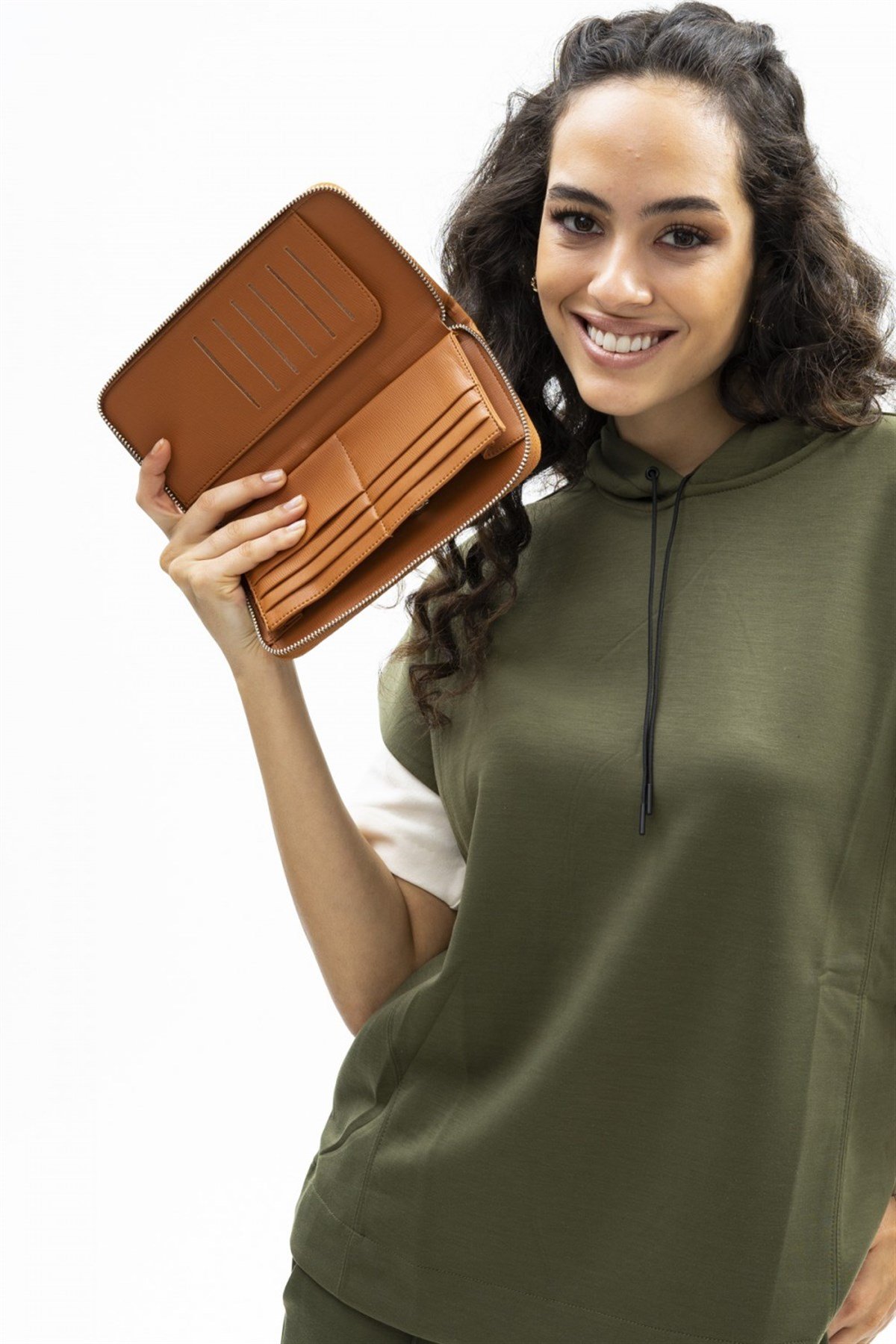 benetton bayan cüzdan bnt56221KBNT562BAK-04BENETTON