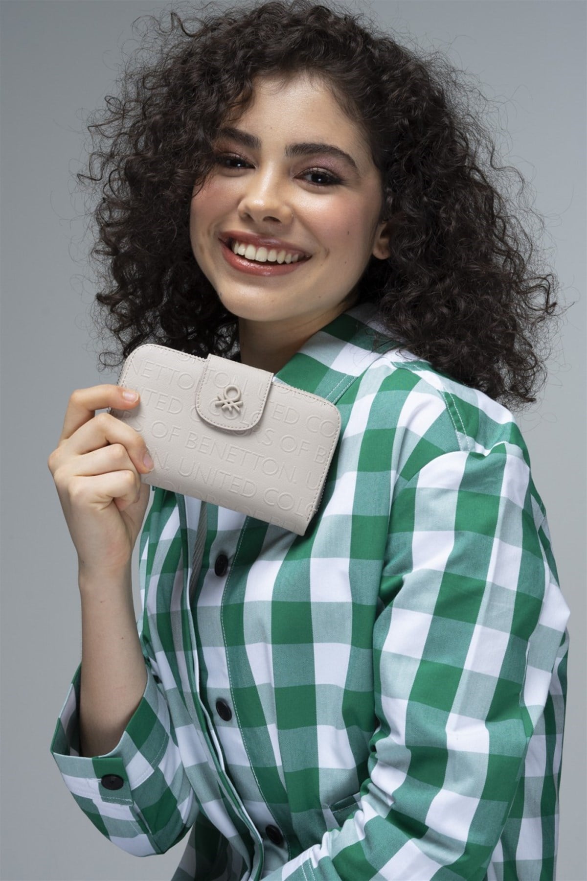benetton bayan cüzdan bnt73322YBNT733AKS-350BENETTON