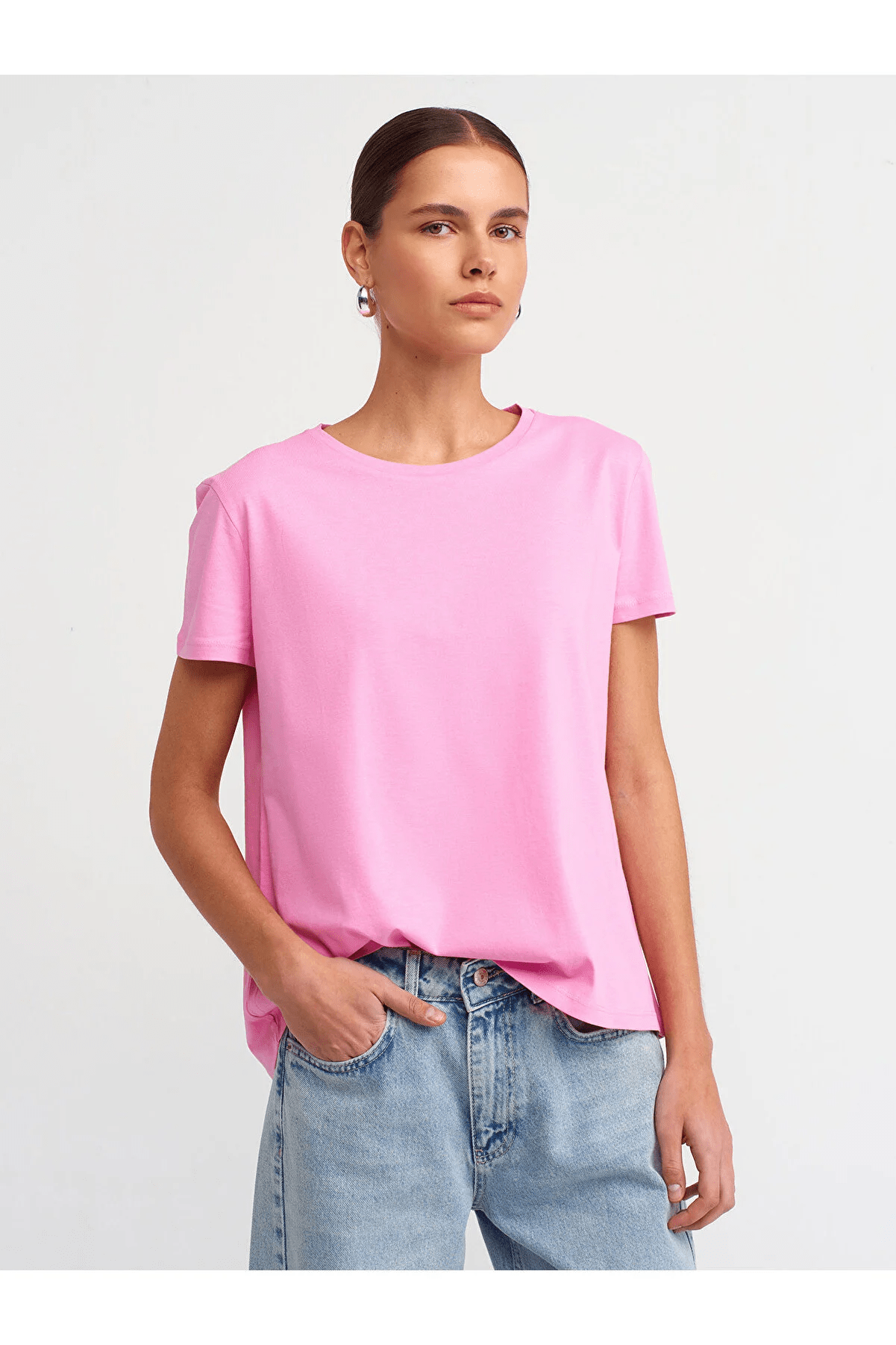 Dilvin Pembe Bisiklet Yaka Basic Kadın T-Shirt 3471KADIN T-SHIRT