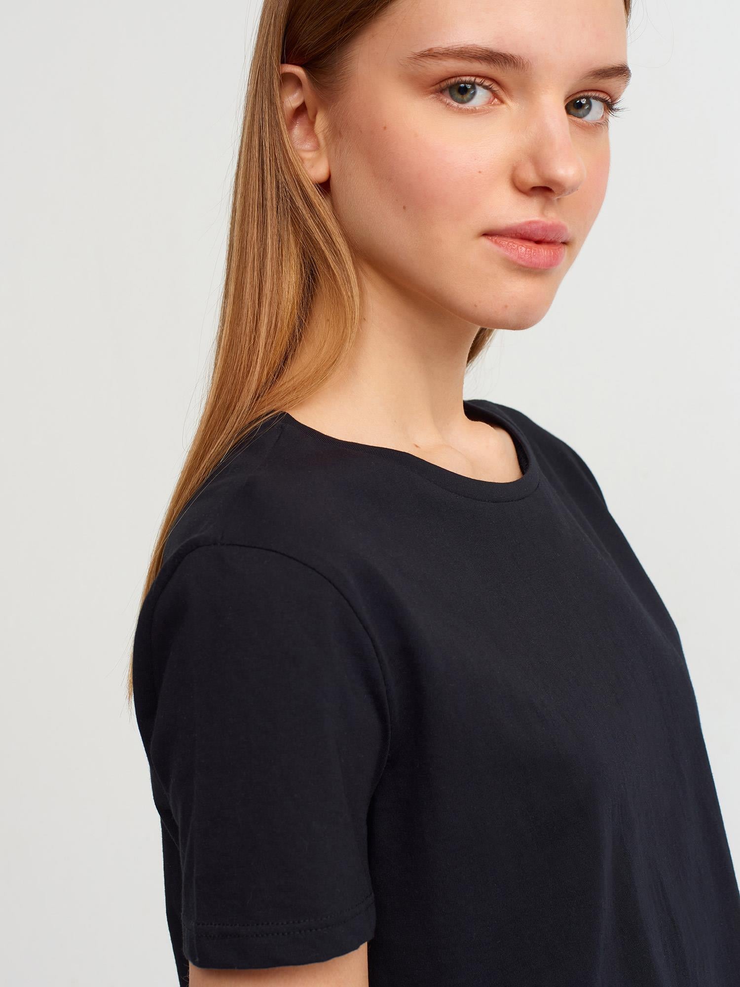 Dilvin Siyah Bisiklet Yaka Basic Kadın T-Shirt 3471KADIN T-SHIRT