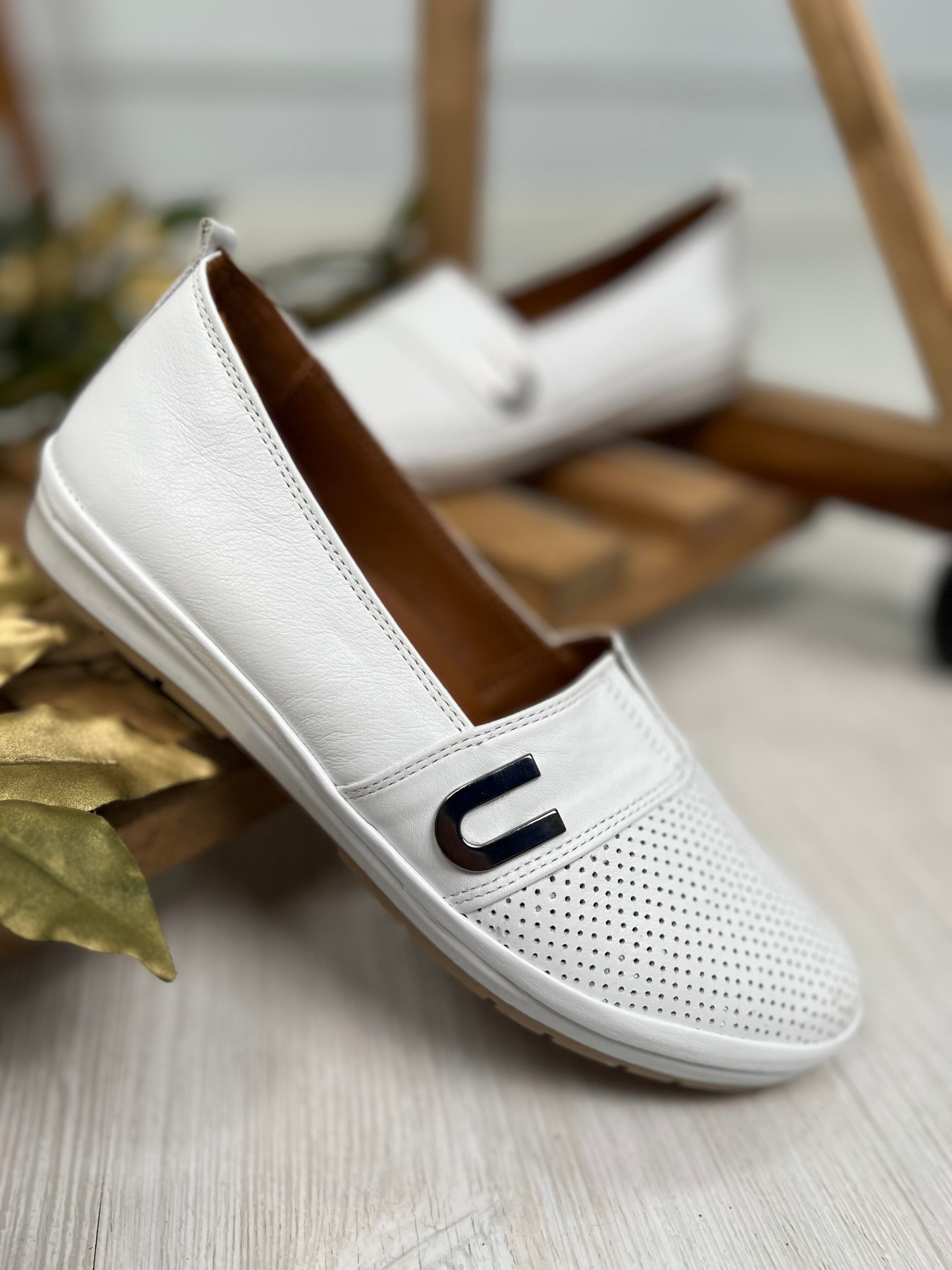 DÖNÜŞ BAYAN AYAKKABI 06AYAKKABI