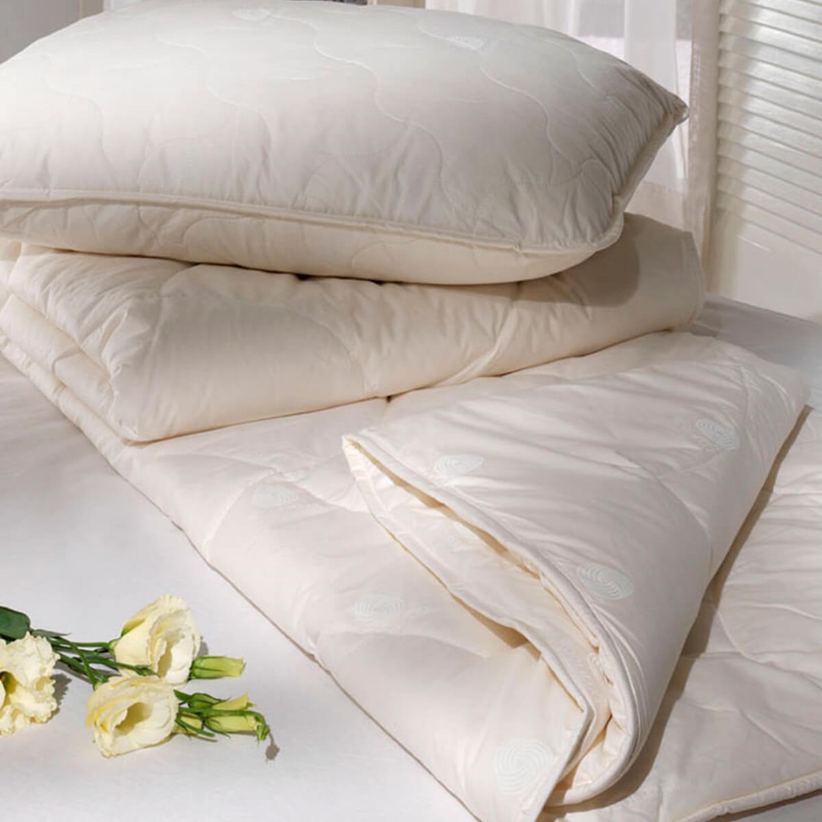 Çift Kişilik YorganTAÇ EV TEKSTİLİ717HİLAL TEKSTİL VE DERİ ÜRÜNLERİ GIDA SAN. TİC. LTD. ŞTİ.TAÇ YÜN YORGAN