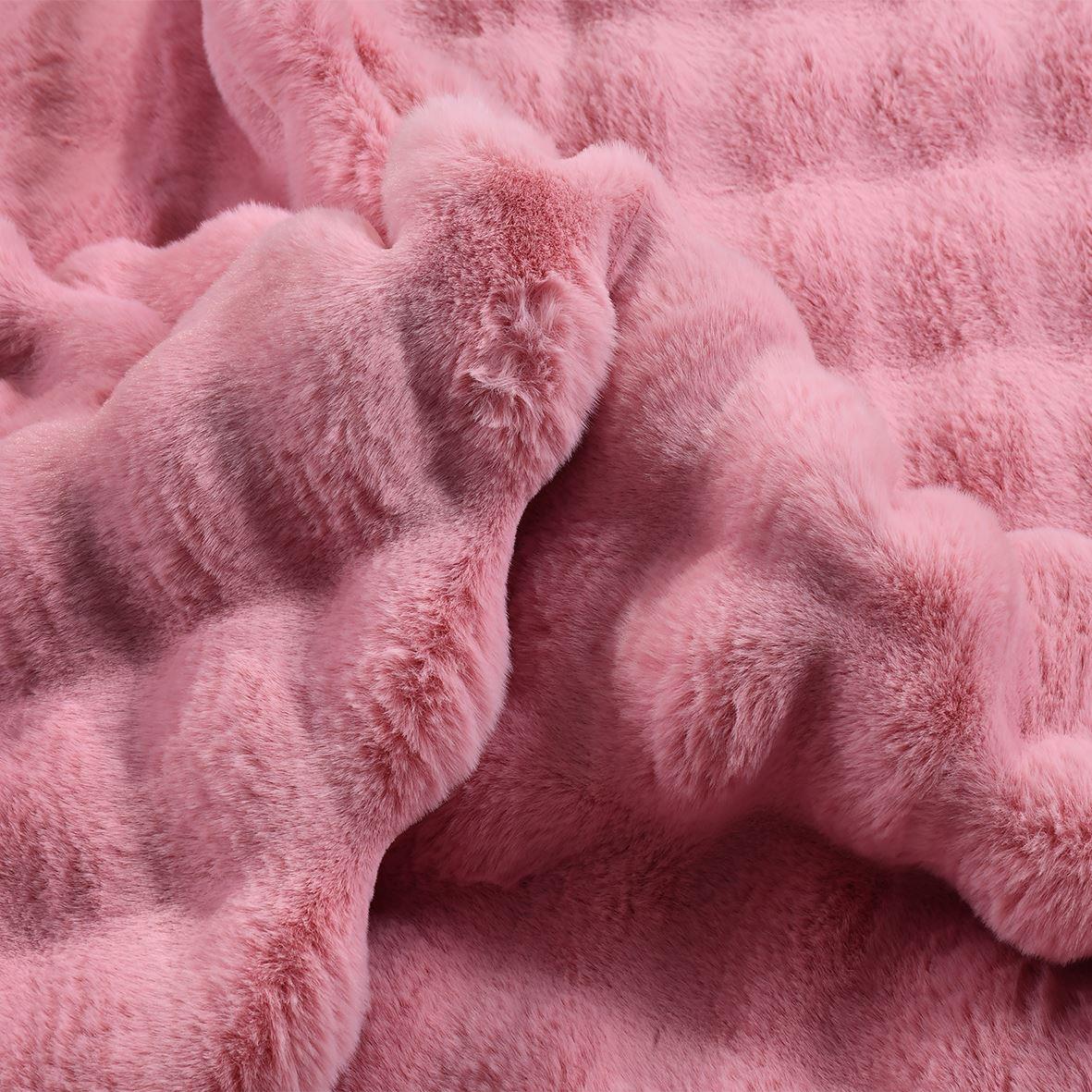 HalıCREA HALITAVŞAN BUBBLEHİLAL TEKSTİL VE DERİ ÜRÜNLERİ GIDA SAN. TİC. LTD. ŞTİ.CREA HALI TAVŞAN BUBBLE KOLEKSİYONU