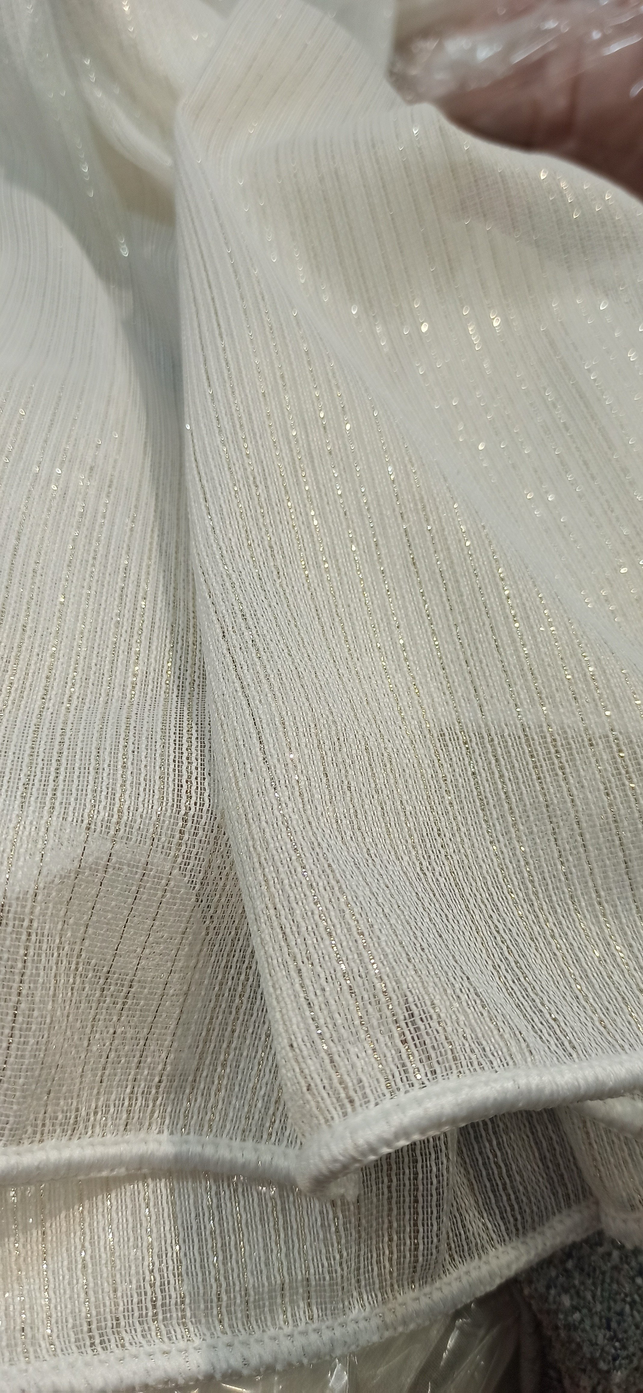 Tül PerdeARBENRAYMANHİLAL TEKSTİL VE DERİ ÜRÜNLERİ GIDA SAN. TİC. LTD. ŞTİ.ARBEN CONCEPT RAYMAN GOLD  SİMLİ ARMÜR TÜL PERDE