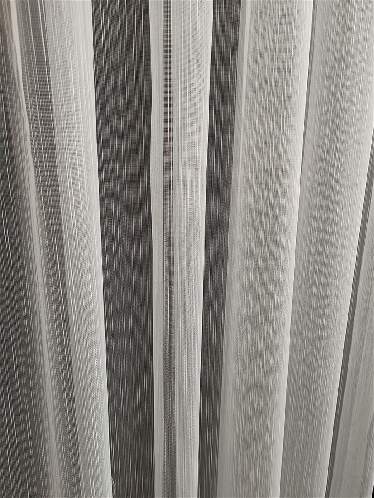 Tül PerdeLİLA0001HİLAL TEKSTİL VE DERİ ÜRÜNLERİ GIDA SAN. TİC. LTD. ŞTİ.LİLA BEREKET 06 ETEĞİ KURŞUNLU DÜZ TÜL PERDE